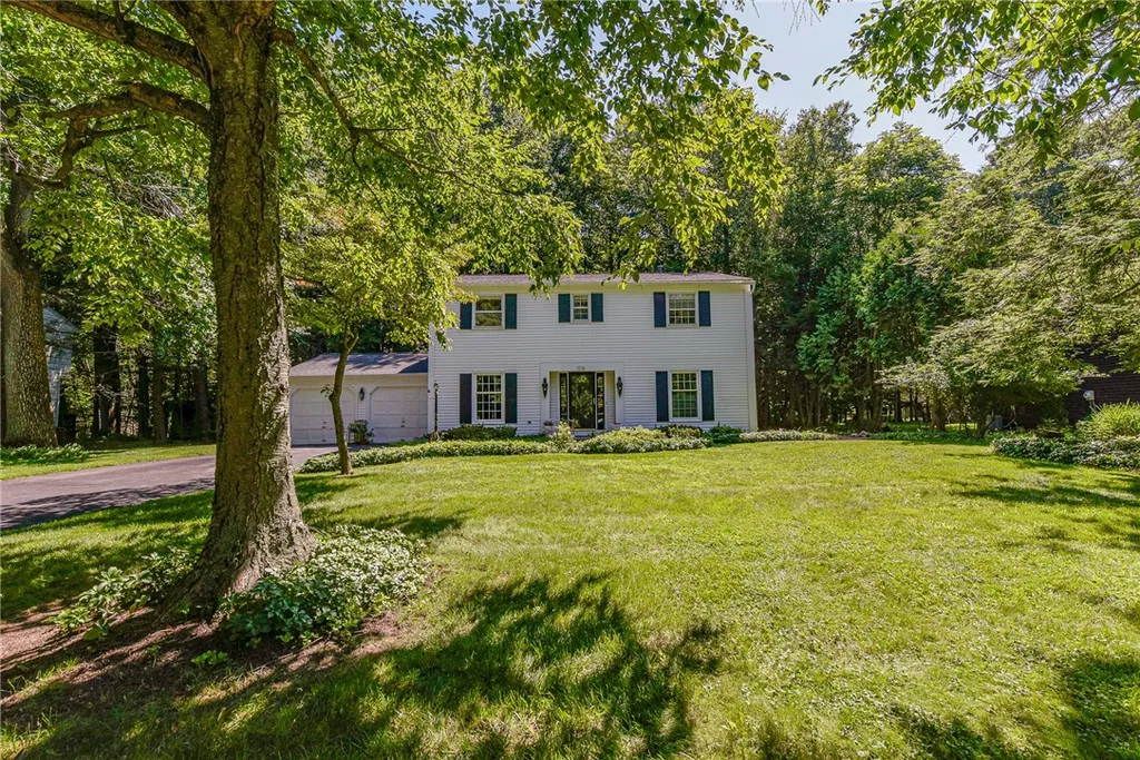 Property at 1216 Gerrads Cross, Webster, NY 14580