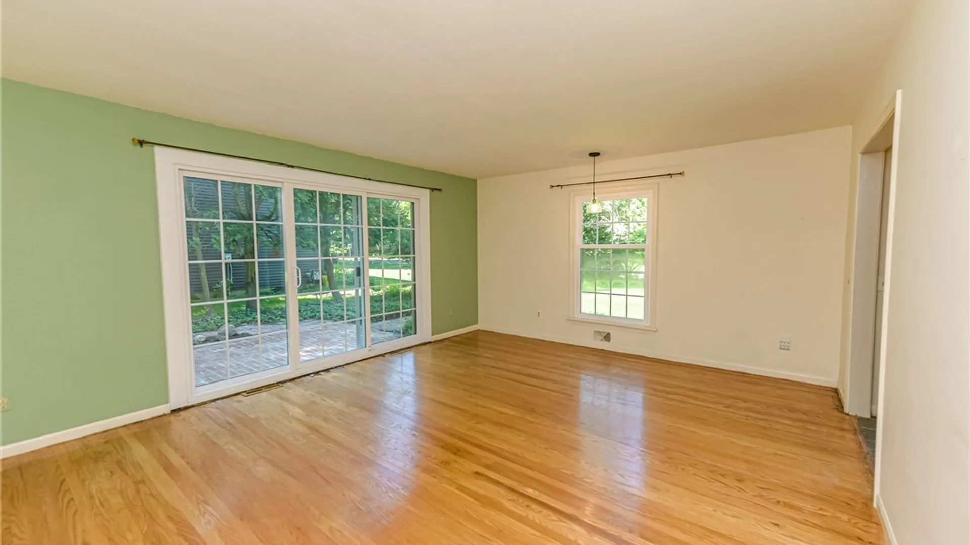 Property at 1216 Gerrads Cross, Webster, NY 14580 18