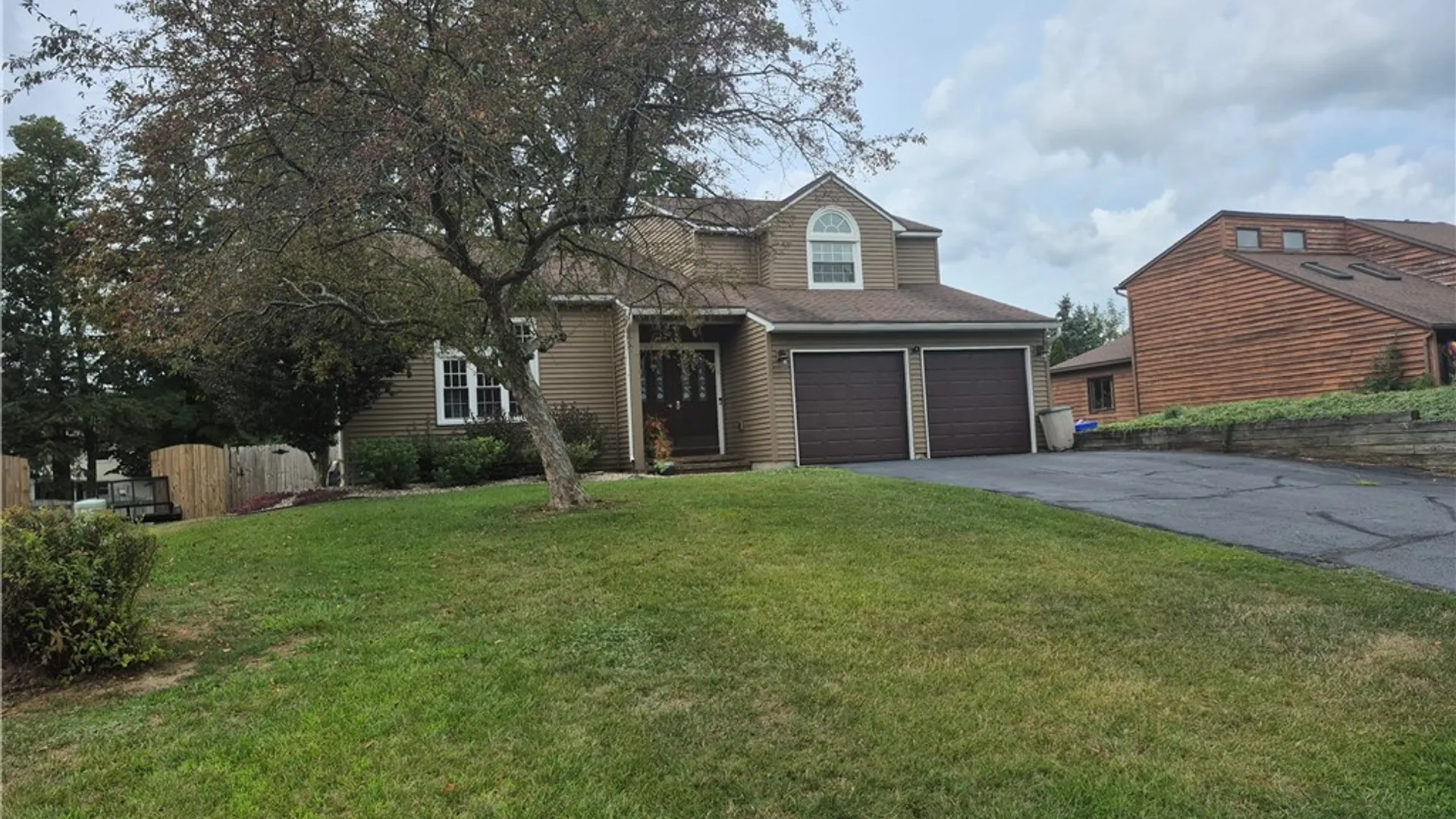 Property at 6244 Henryk Woods Road, Cicero, NY 13039 3