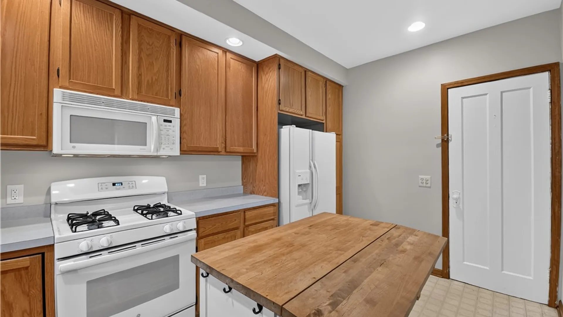 Property at 68 Kron Street, Rochester, NY 14619 12