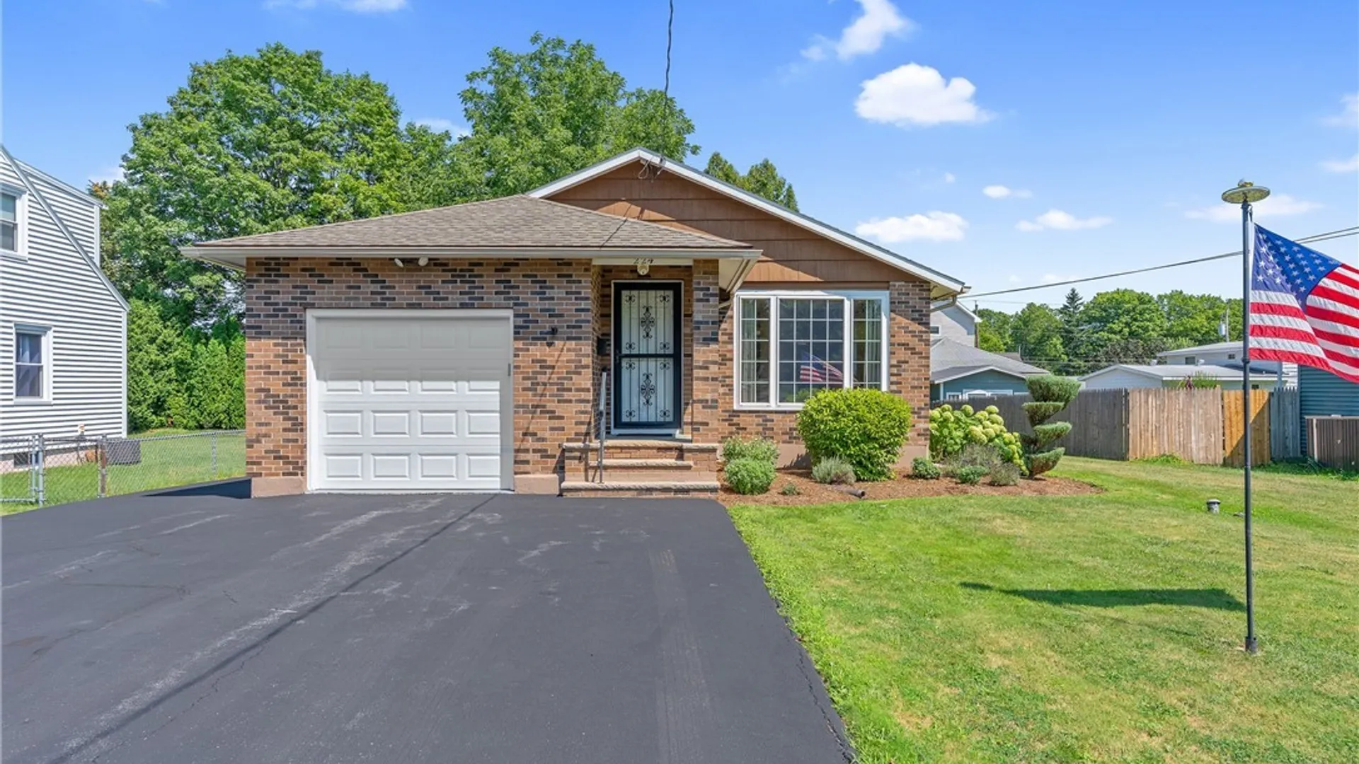 Property at 224 Kenwick Drive, Syracuse, NY 13208 28