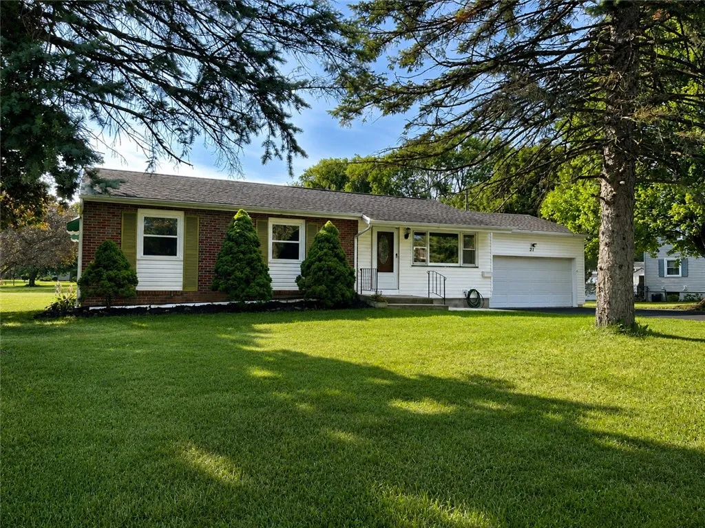 Property at 21 Emeralda Rd Road, Chili, NY 14624