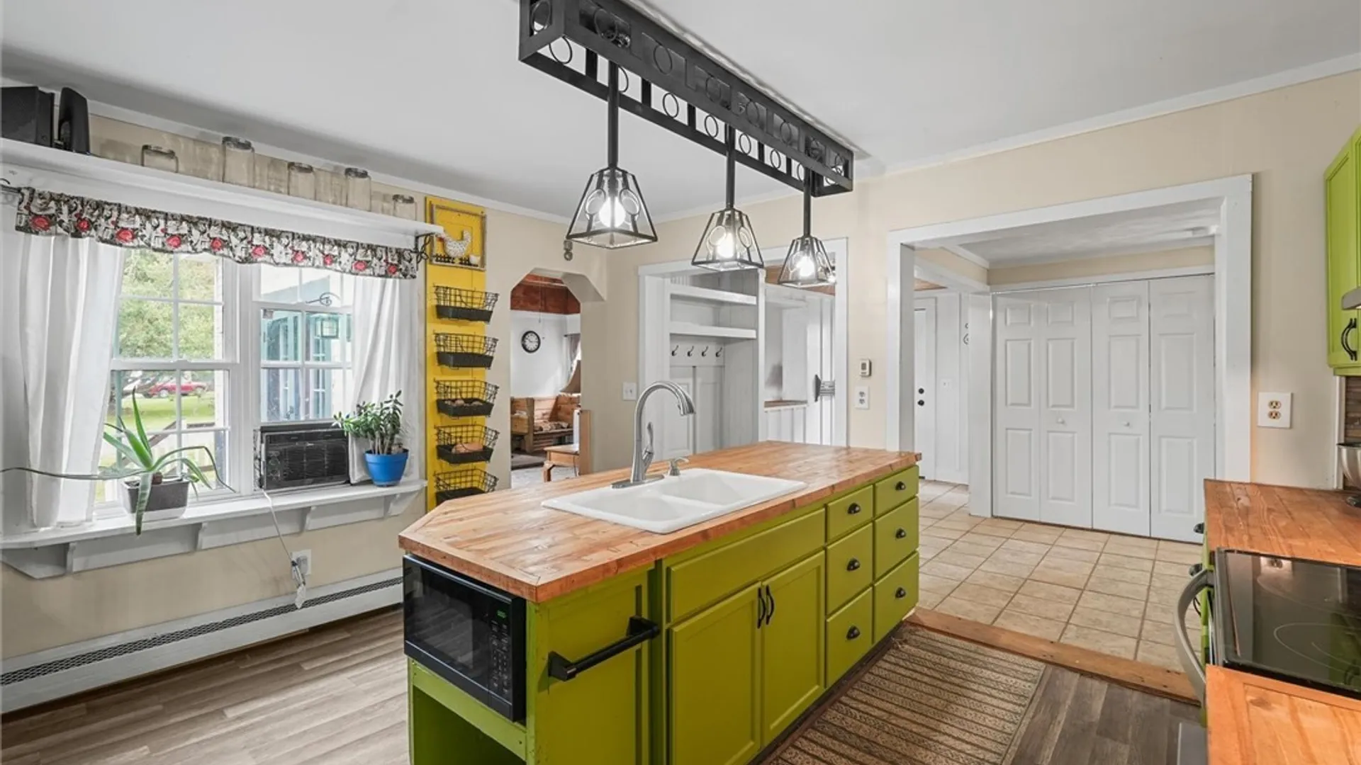Property at 16 West Street, Constantia, NY 13042 18