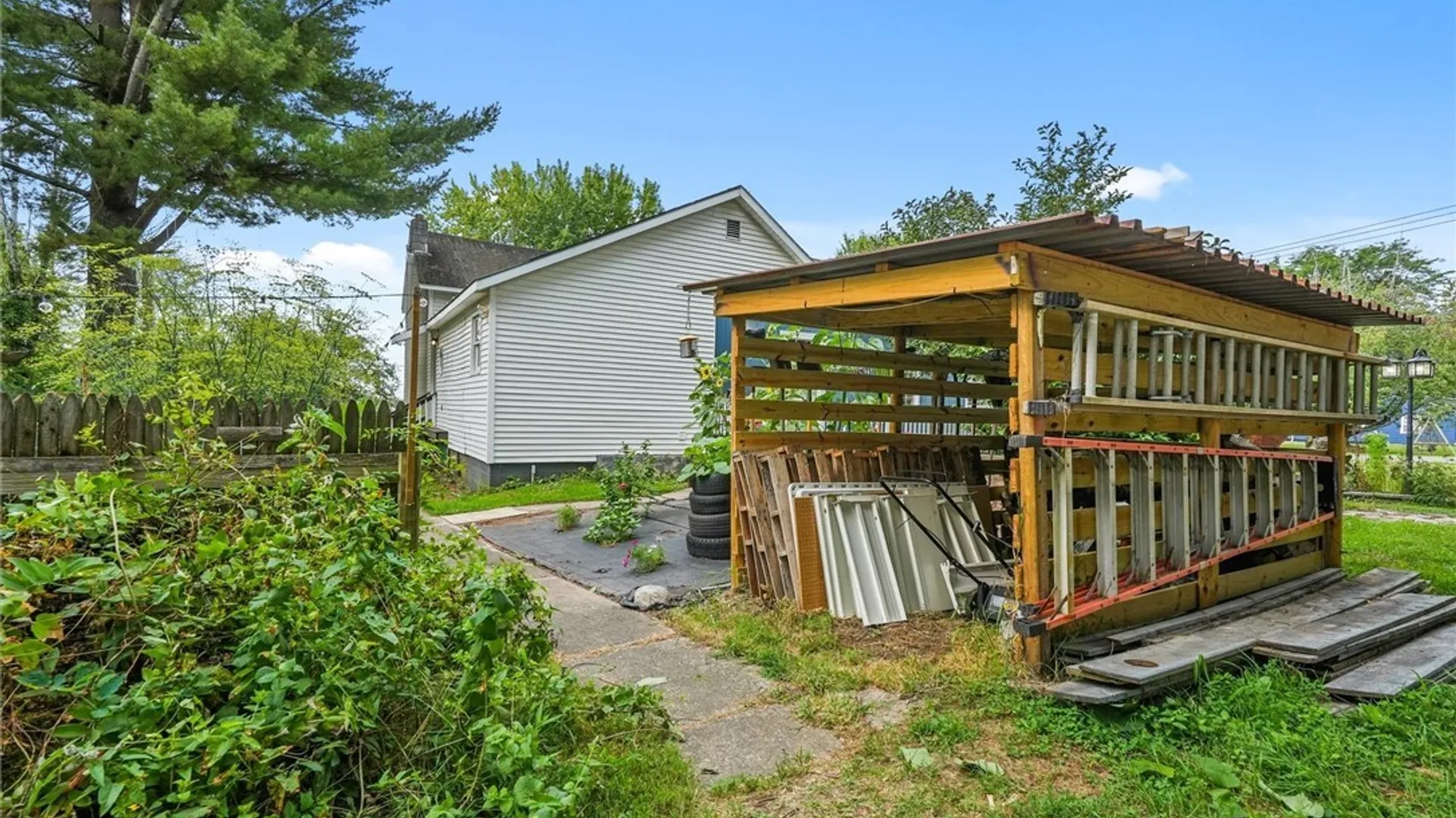 Property at 16 West Street, Constantia, NY 13042 36