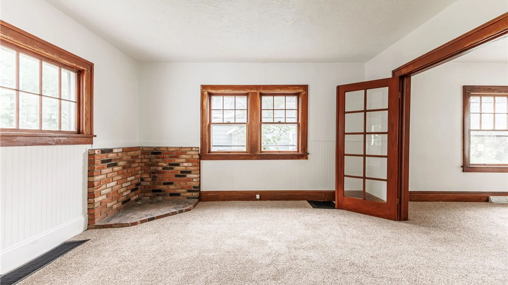 Property at 715 S Main St, Arcadia, NY 14513 10