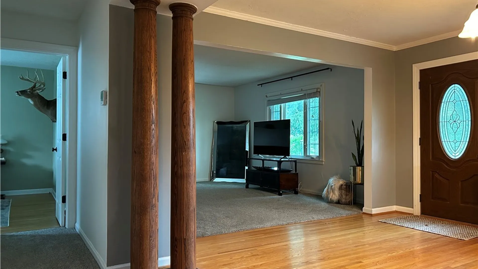 Property at 1115 Seneca Creek Road, West Seneca, NY 14224 11