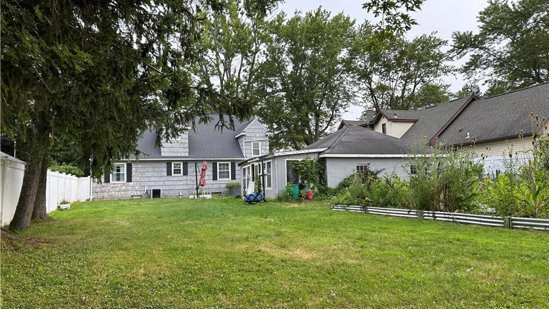 Property at 1115 Seneca Creek Road, West Seneca, NY 14224 42