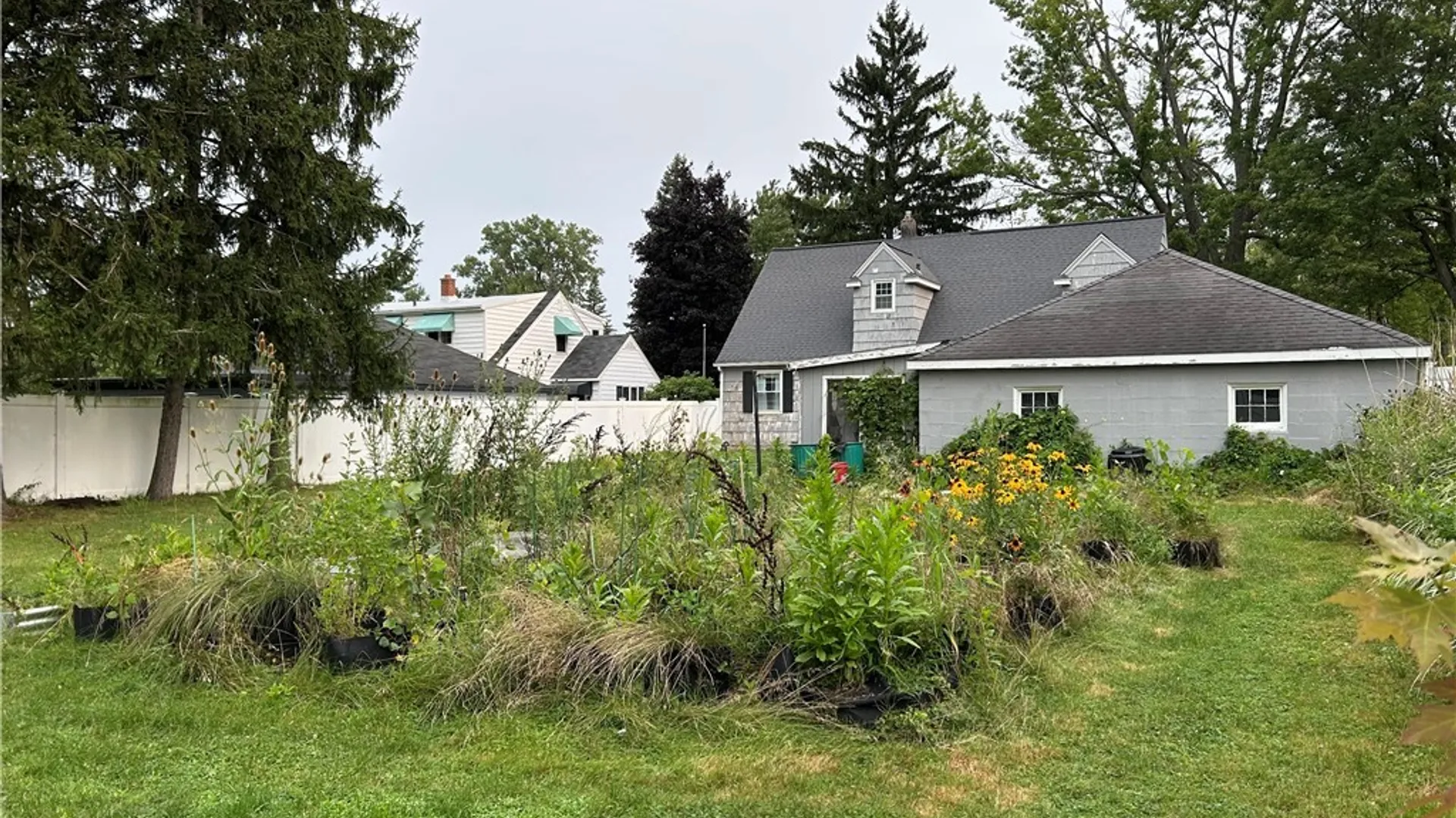 Property at 1115 Seneca Creek Road, West Seneca, NY 14224 43