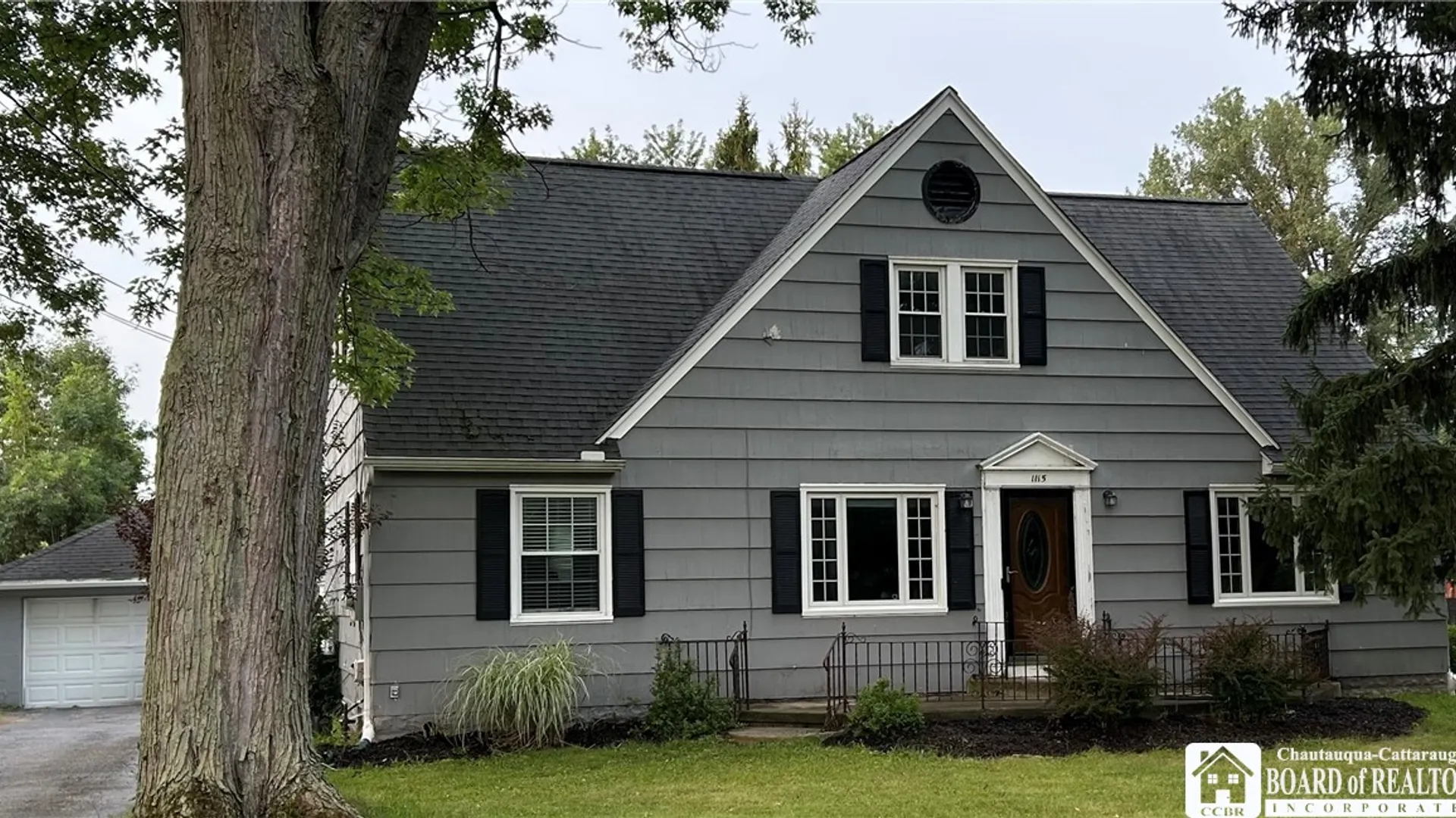 Property at 1115 Seneca Creek Road, West Seneca, NY 14224 44