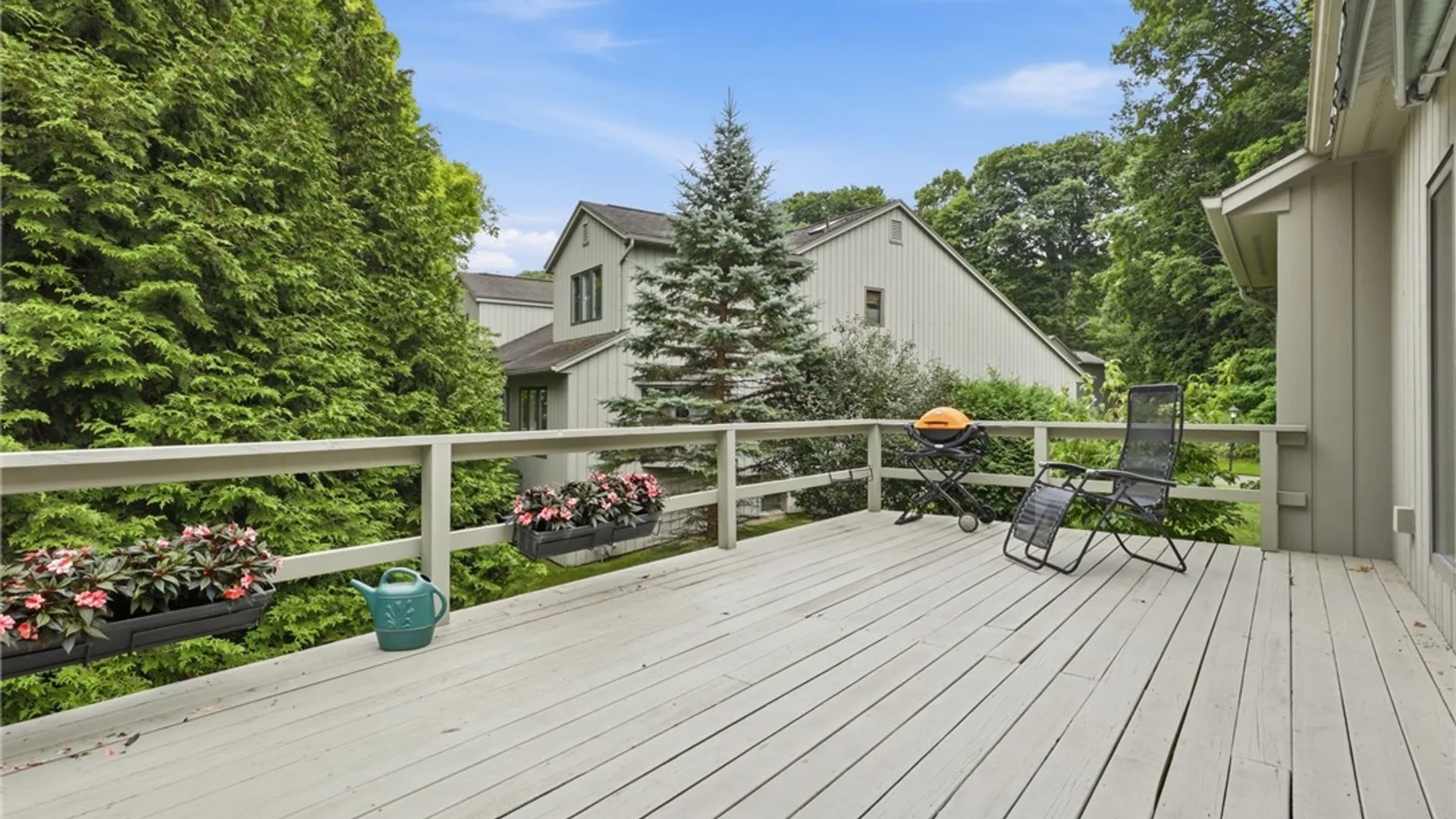 Property at 48 Winding Creek Lane, Penfield, NY 14625 40
