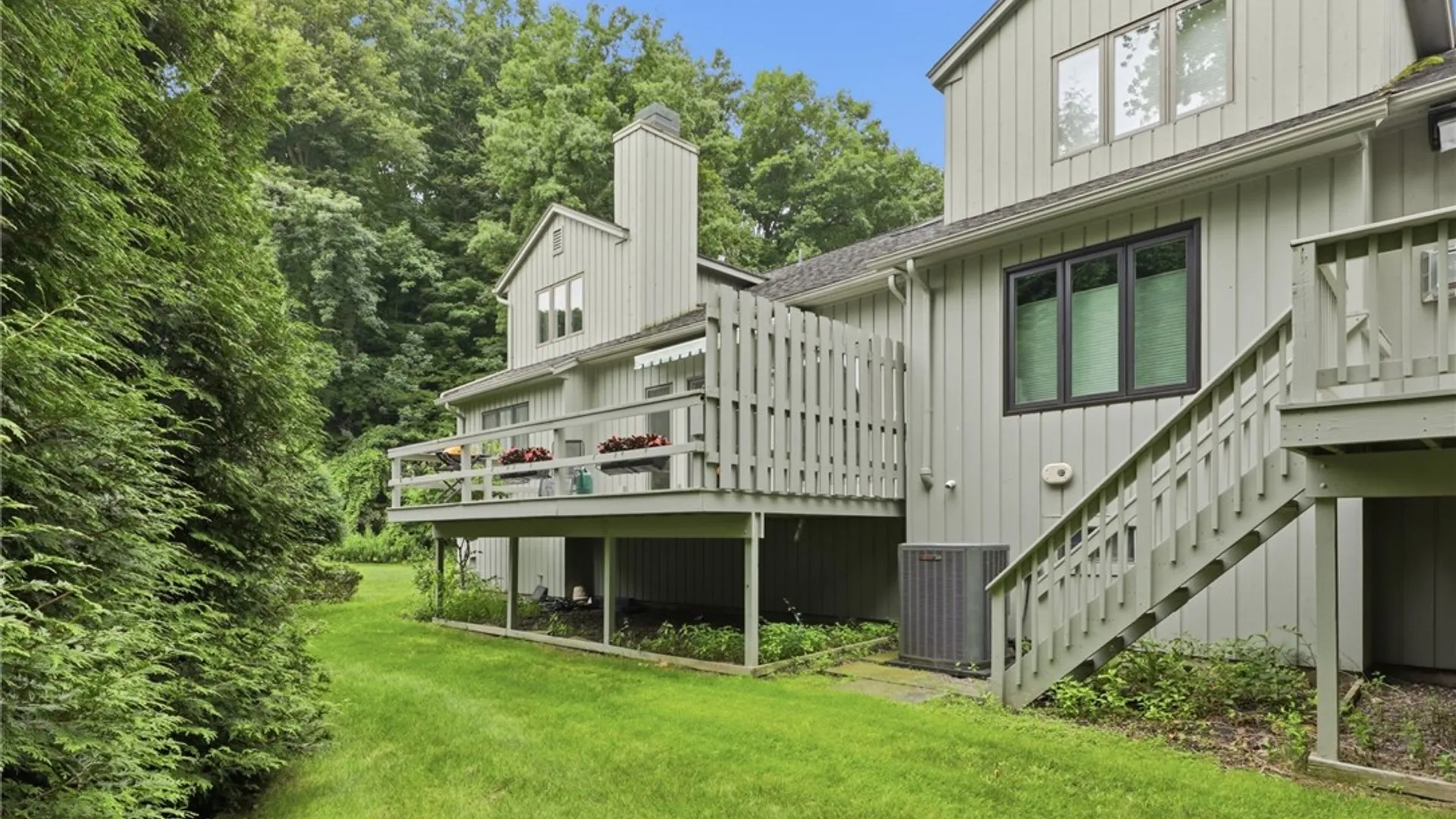 Property at 48 Winding Creek Lane, Penfield, NY 14625 43