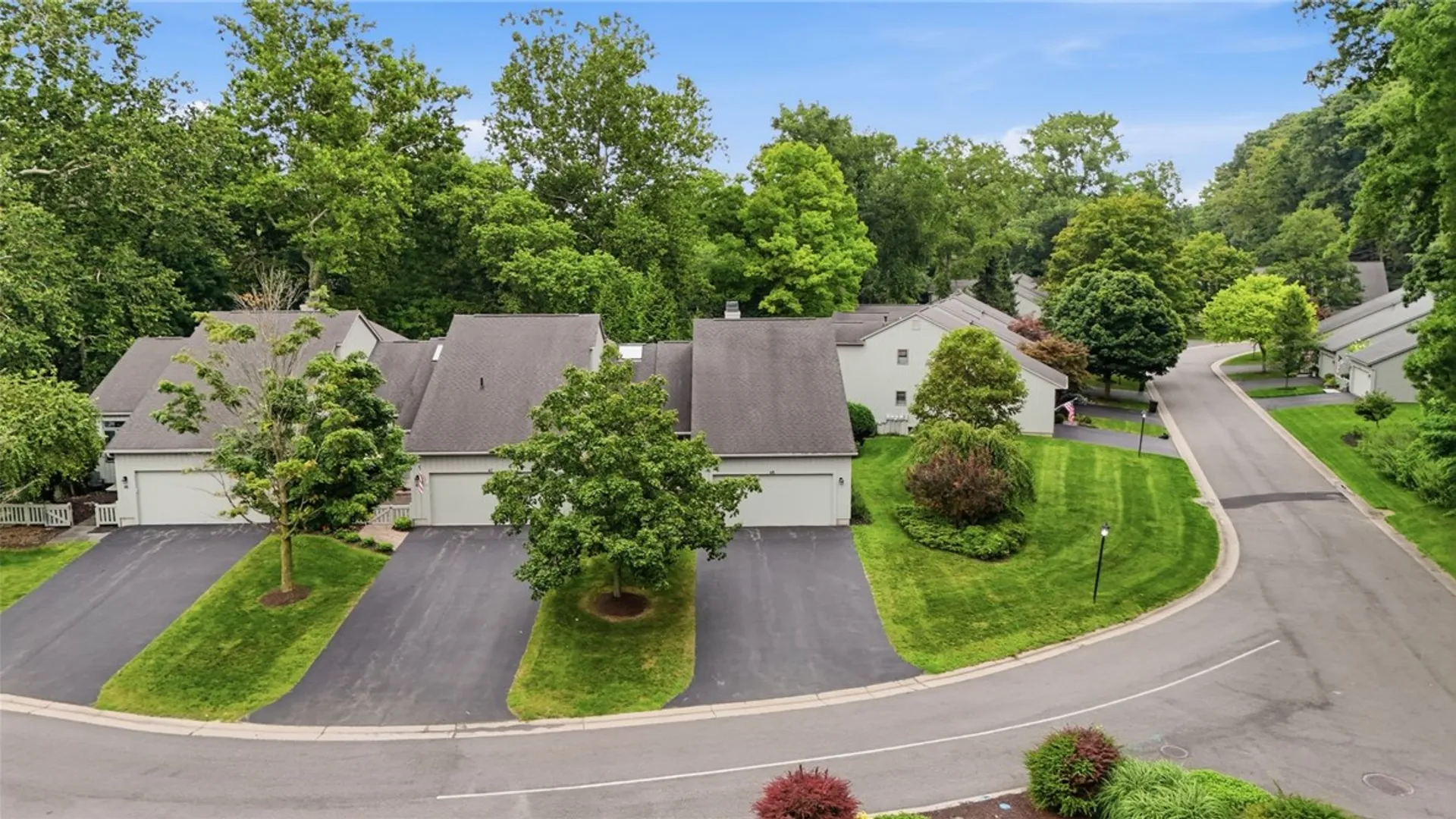 Property at 48 Winding Creek Lane, Penfield, NY 14625 46