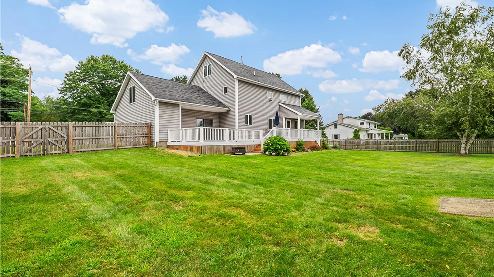 Property at 318 Webster Rd, Webster, NY 14580 39