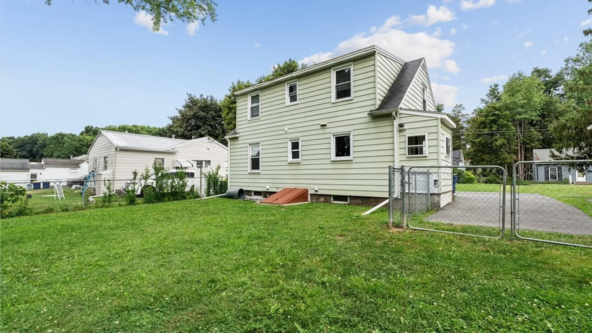 Property at 211 Windemere Road, Geddes, NY 13219 24