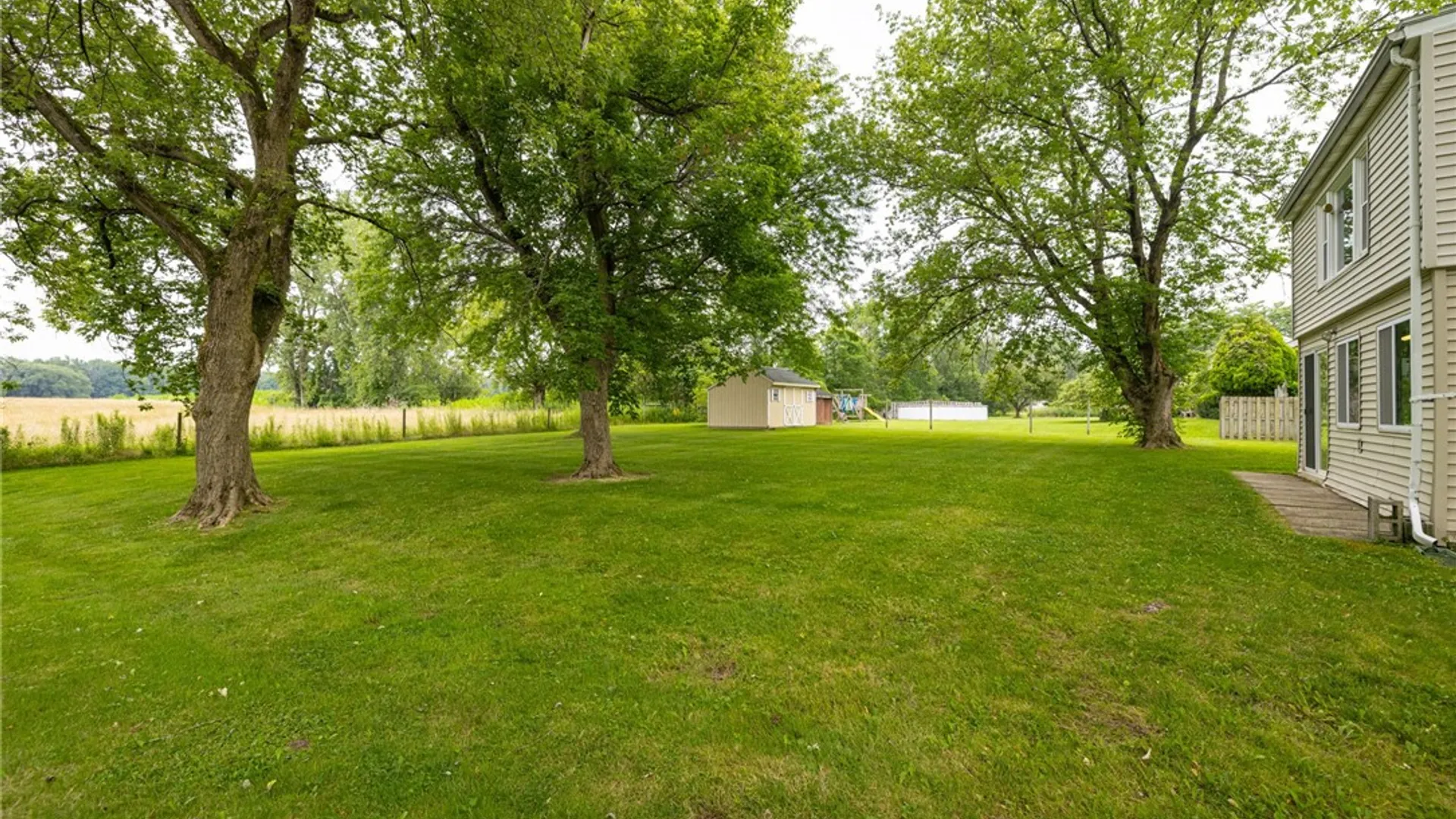 Property at 1964 Paddy Ln, Ontario, NY 14519 36