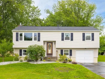 Property at 1964 Paddy Ln, Ontario, NY 14519
