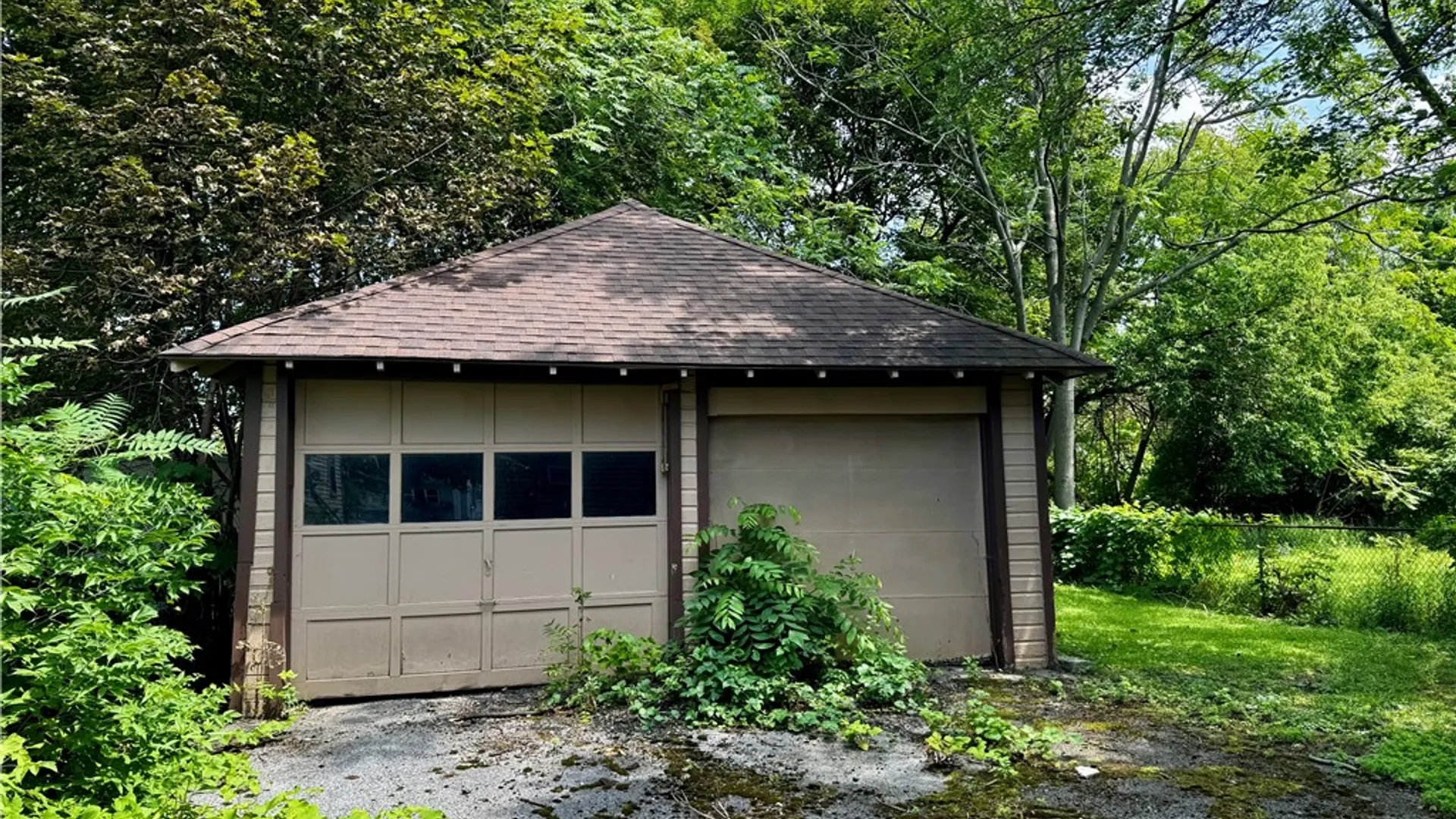 Property at 106-108 Burrows Street, Rochester, NY 14606 16