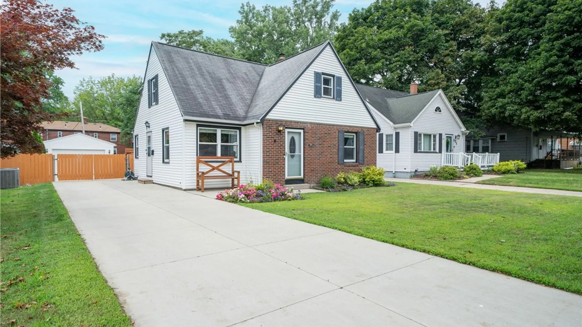 Property at 177 Downing Street, Buffalo, NY 14220 3