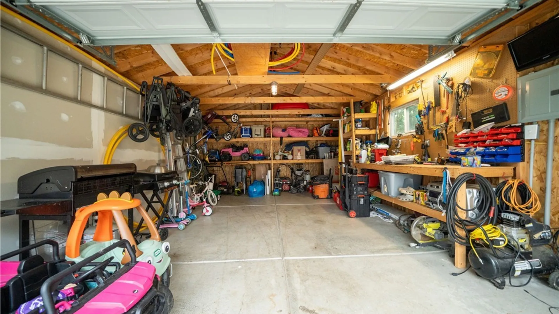Property at 177 Downing Street, Buffalo, NY 14220 33