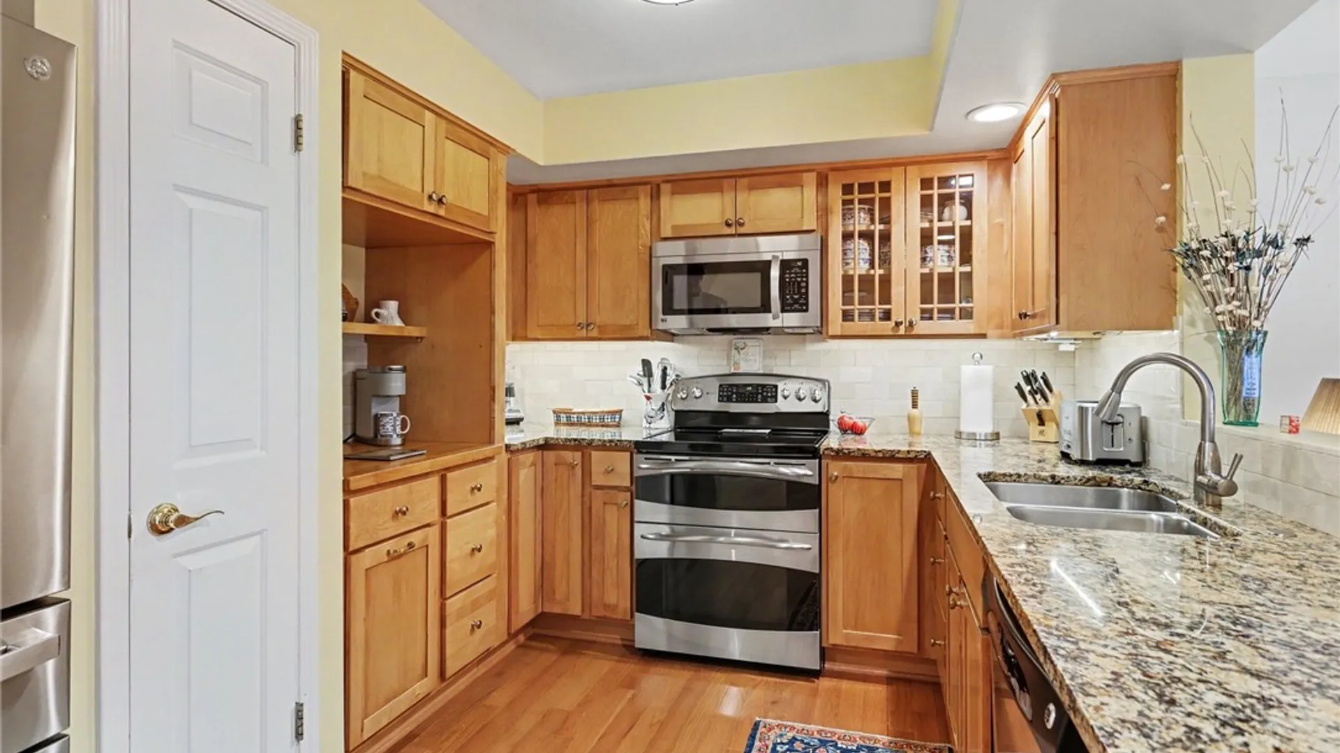 Property at 53 Georgetown Ln, Perinton, NY 14450 15