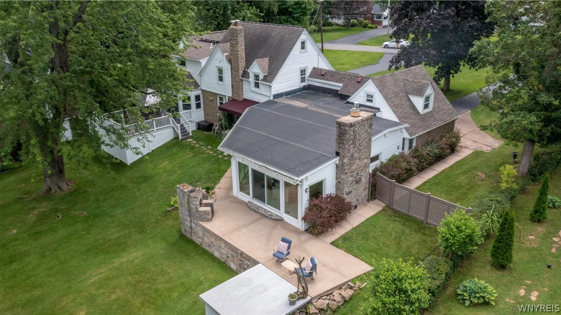Property at 1085 Escarpment Drive, Lewiston, NY 14092 6