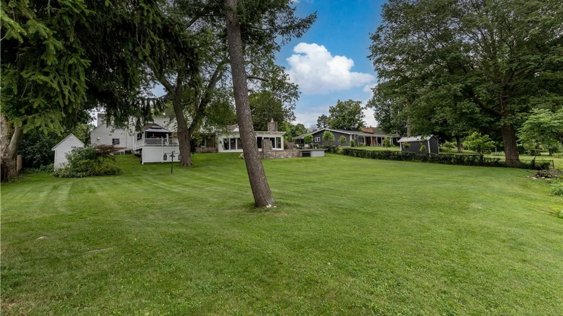 Property at 1085 Escarpment Drive, Lewiston, NY 14092 7