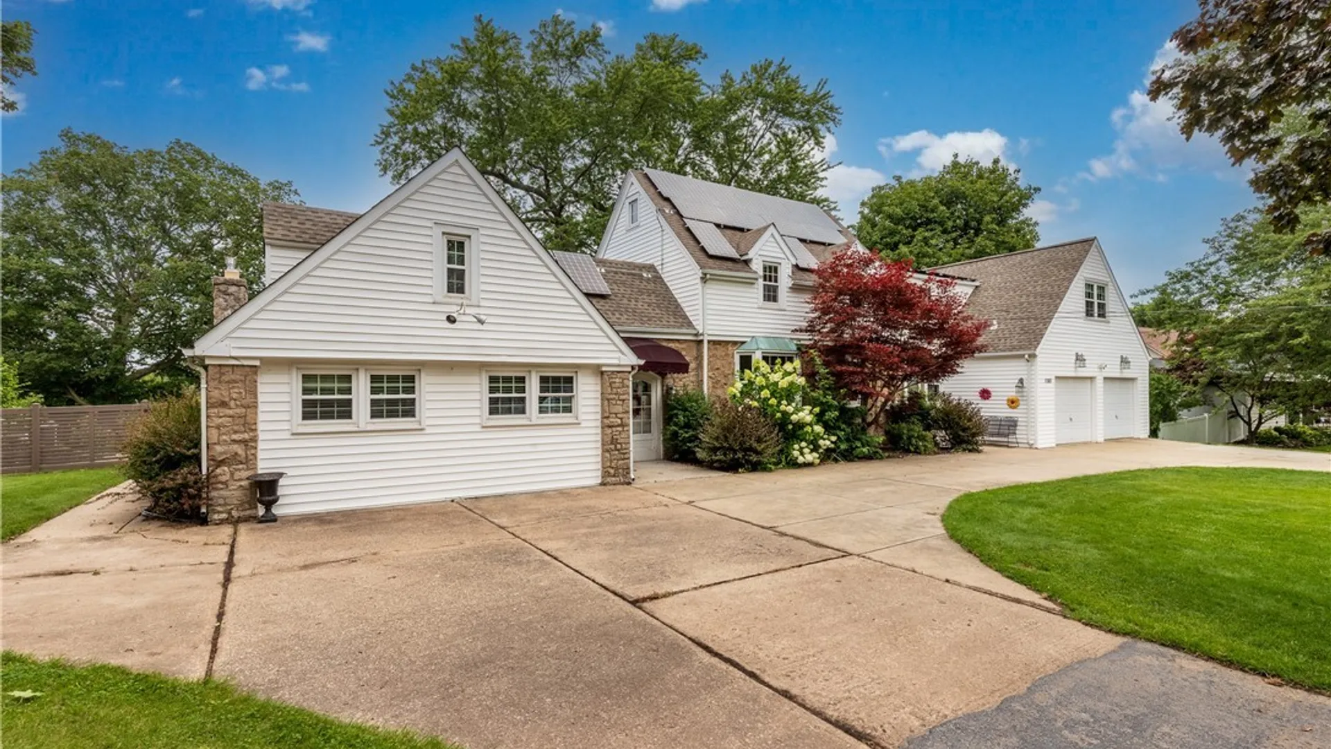 Property at 1085 Escarpment Drive, Lewiston, NY 14092 13
