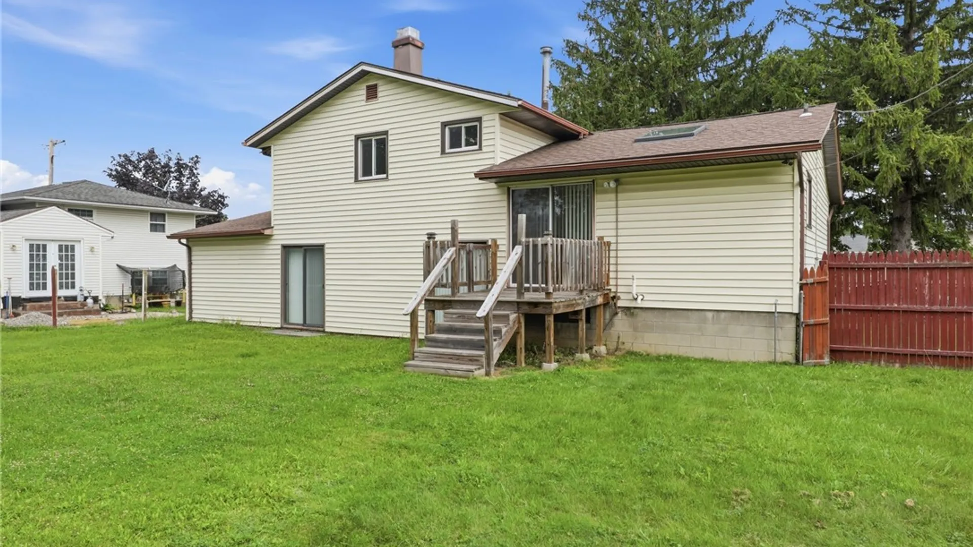Property at 51 Valencia Drive, Gates, NY 14606 25