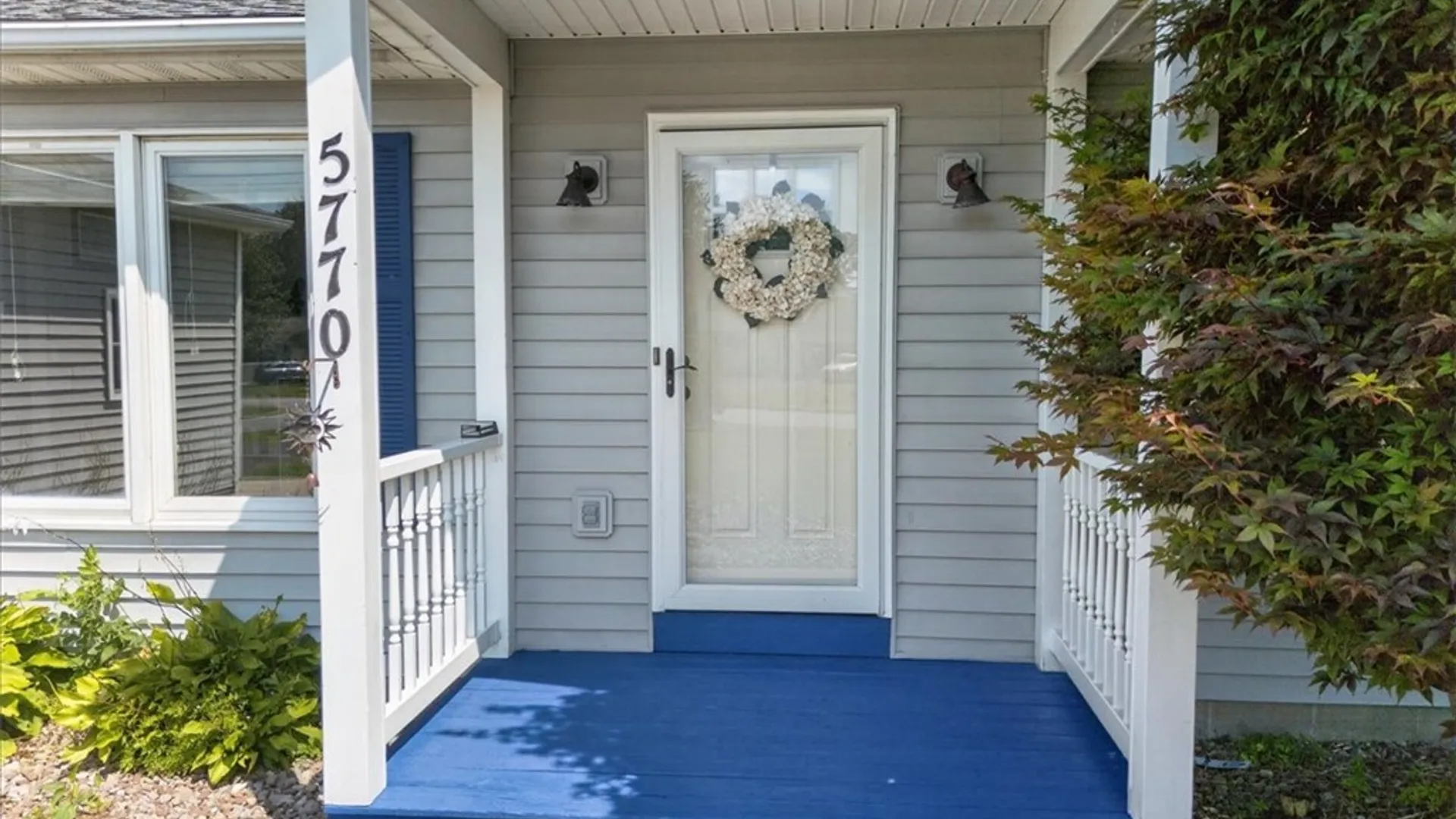 Property at 5770 Coppersmith Trl, Ontario, NY 14519 5