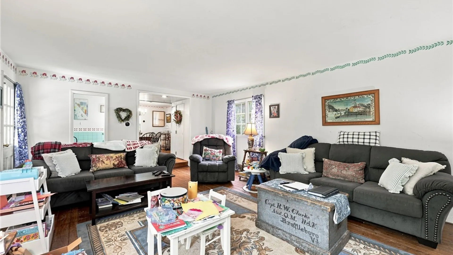 Property at 15 Colonial Drive, Amherst, NY 14226 12