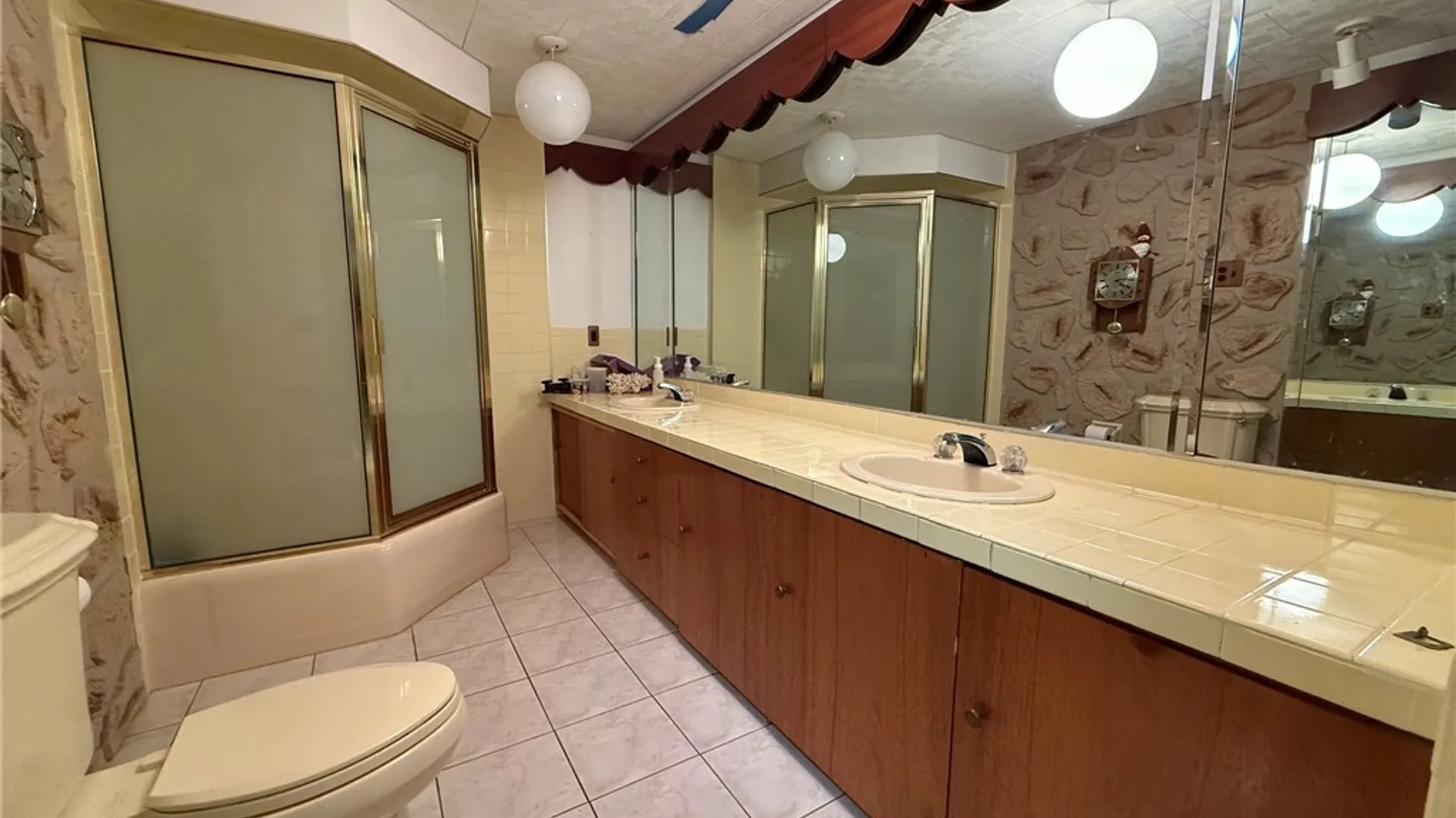 Property at 87 Dorrance Avenue, Lackawanna, NY 14218 10