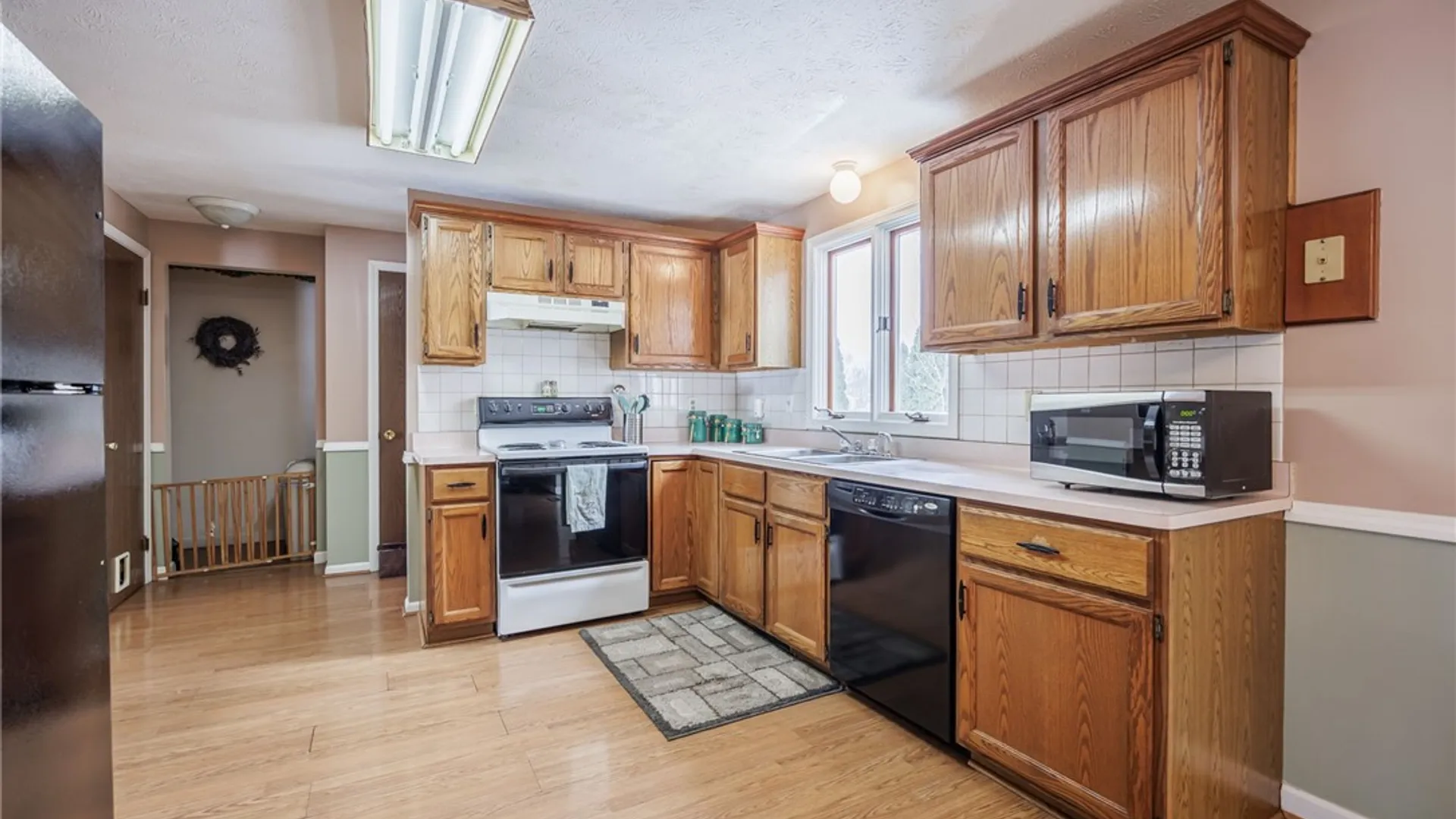 Property at 6 Tearose Meadow Lane, Clarkson, NY 14420 8