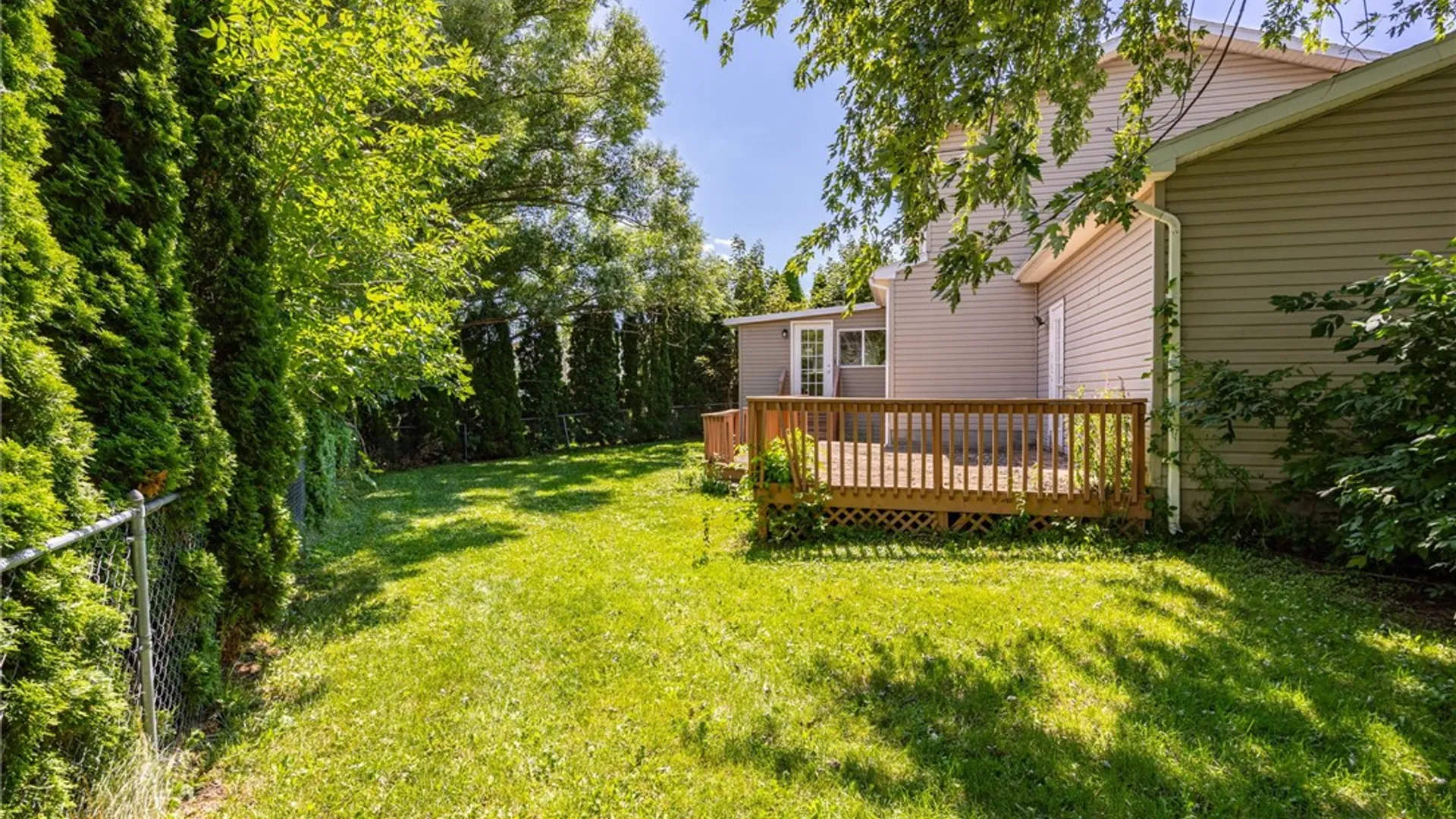 Property at 6 Tearose Meadow Lane, Clarkson, NY 14420 25