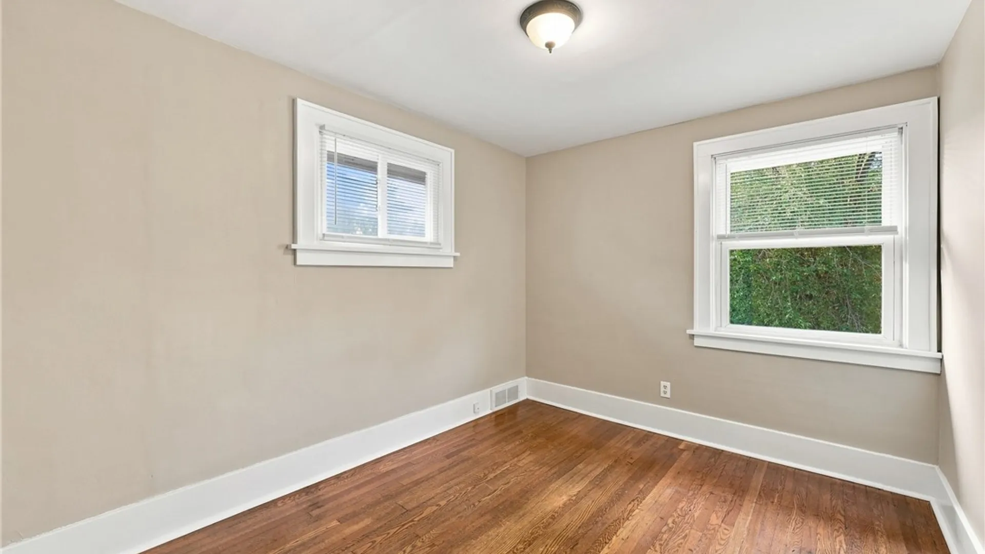Property at 144 Lasalle Avenue, Tonawanda, NY 14217 26