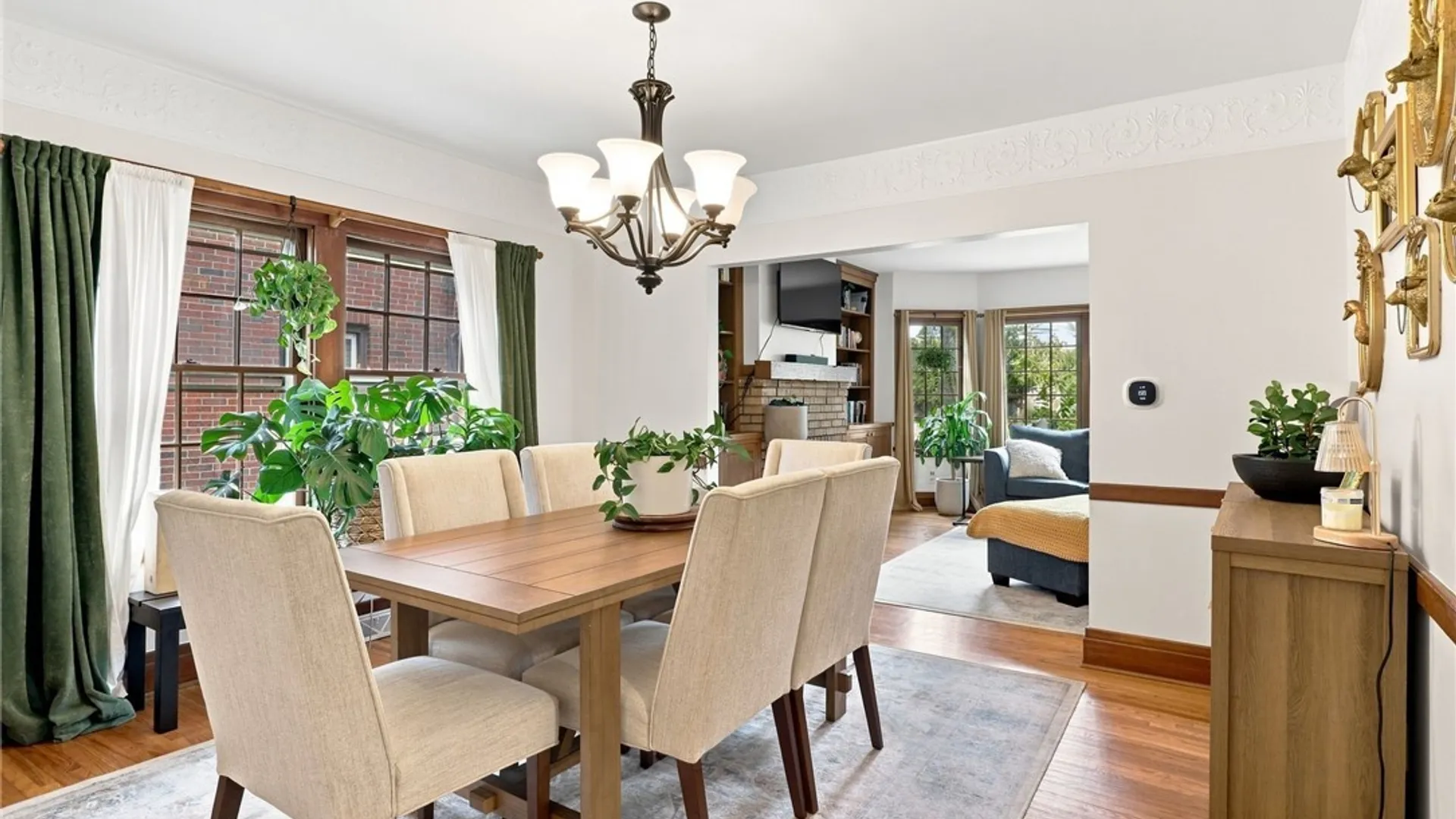 Property at 68 Radcliffe Road, Buffalo, NY 14214 15