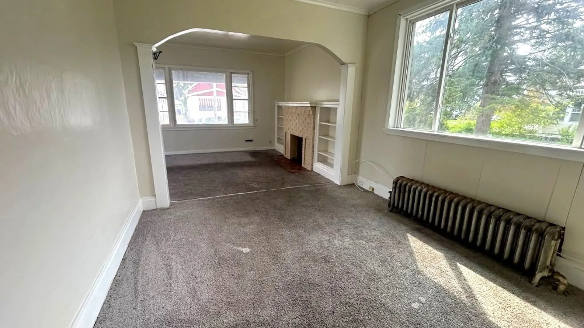 Property at 114 Manhattan Avenue, Buffalo, NY 14215 14