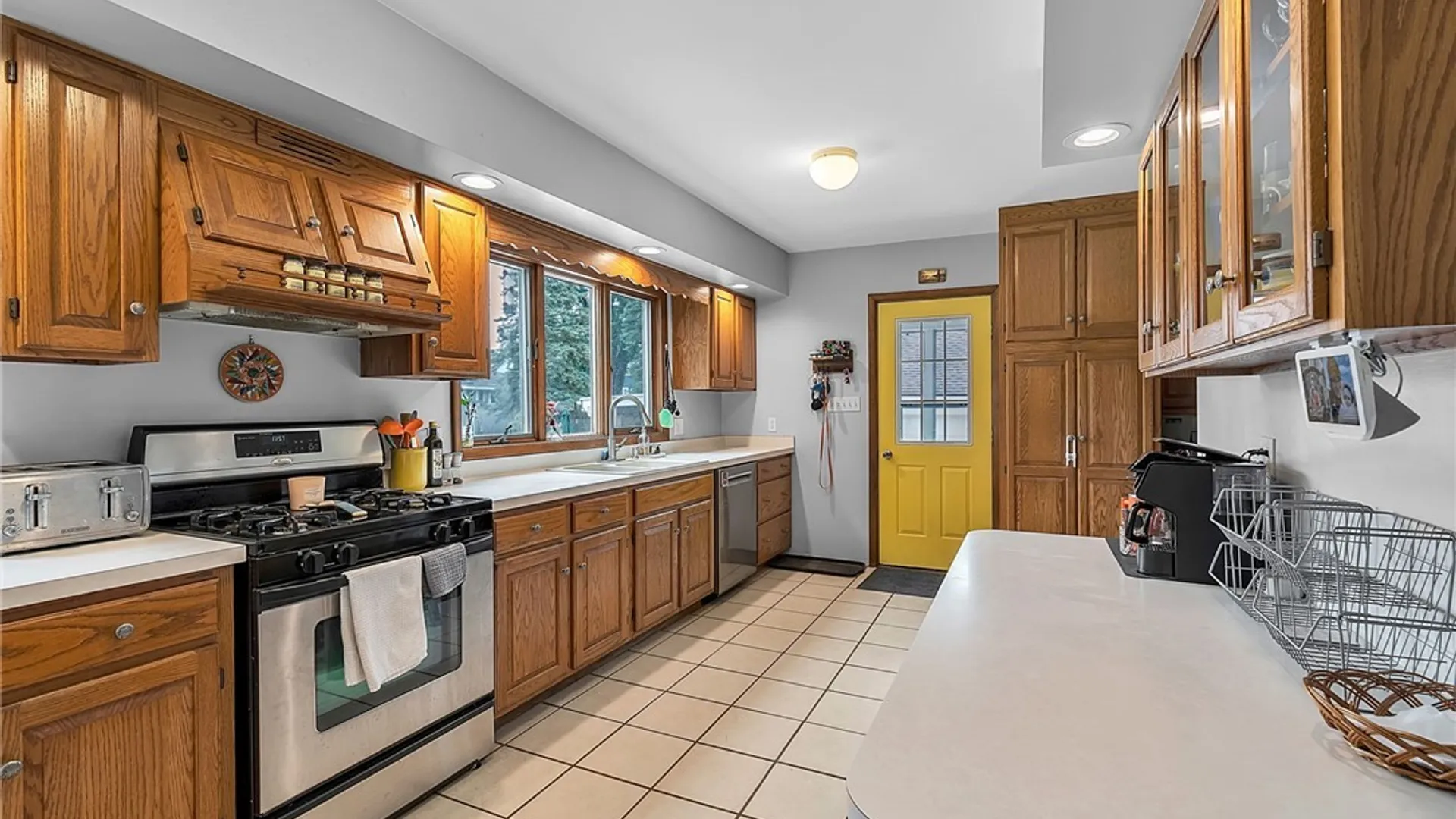 Property at 146 Roseland Avenue, Ridgeway, NY 14103 8