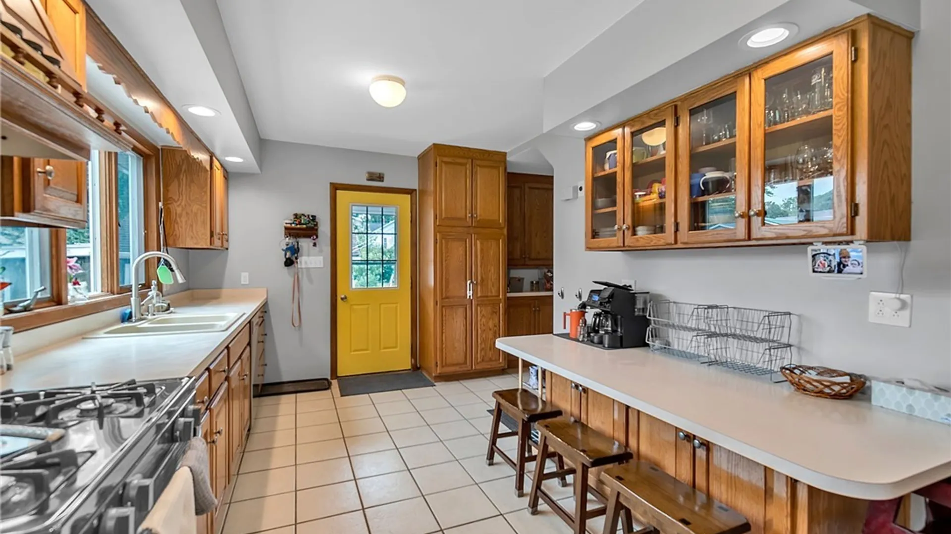 Property at 146 Roseland Avenue, Ridgeway, NY 14103 10