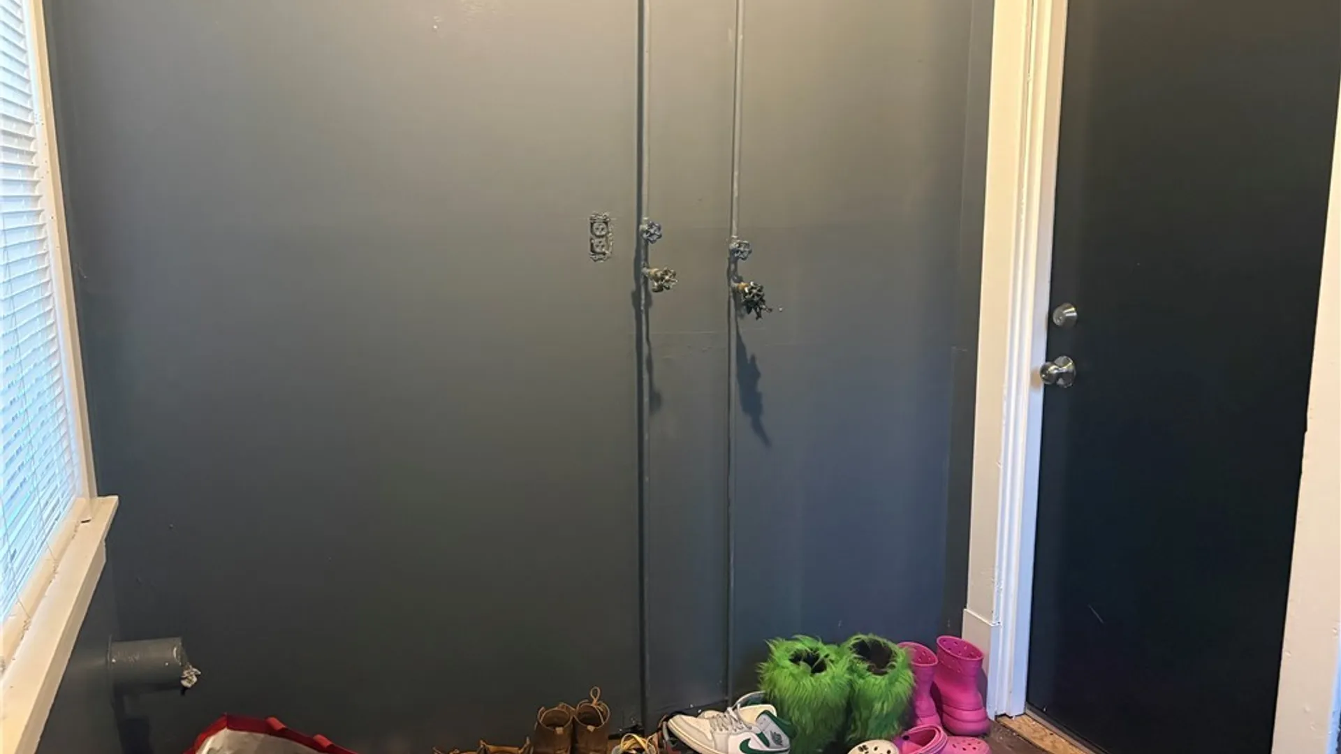 Property at 2253 Ontario Avenue, Niagara Falls, NY 14305 11