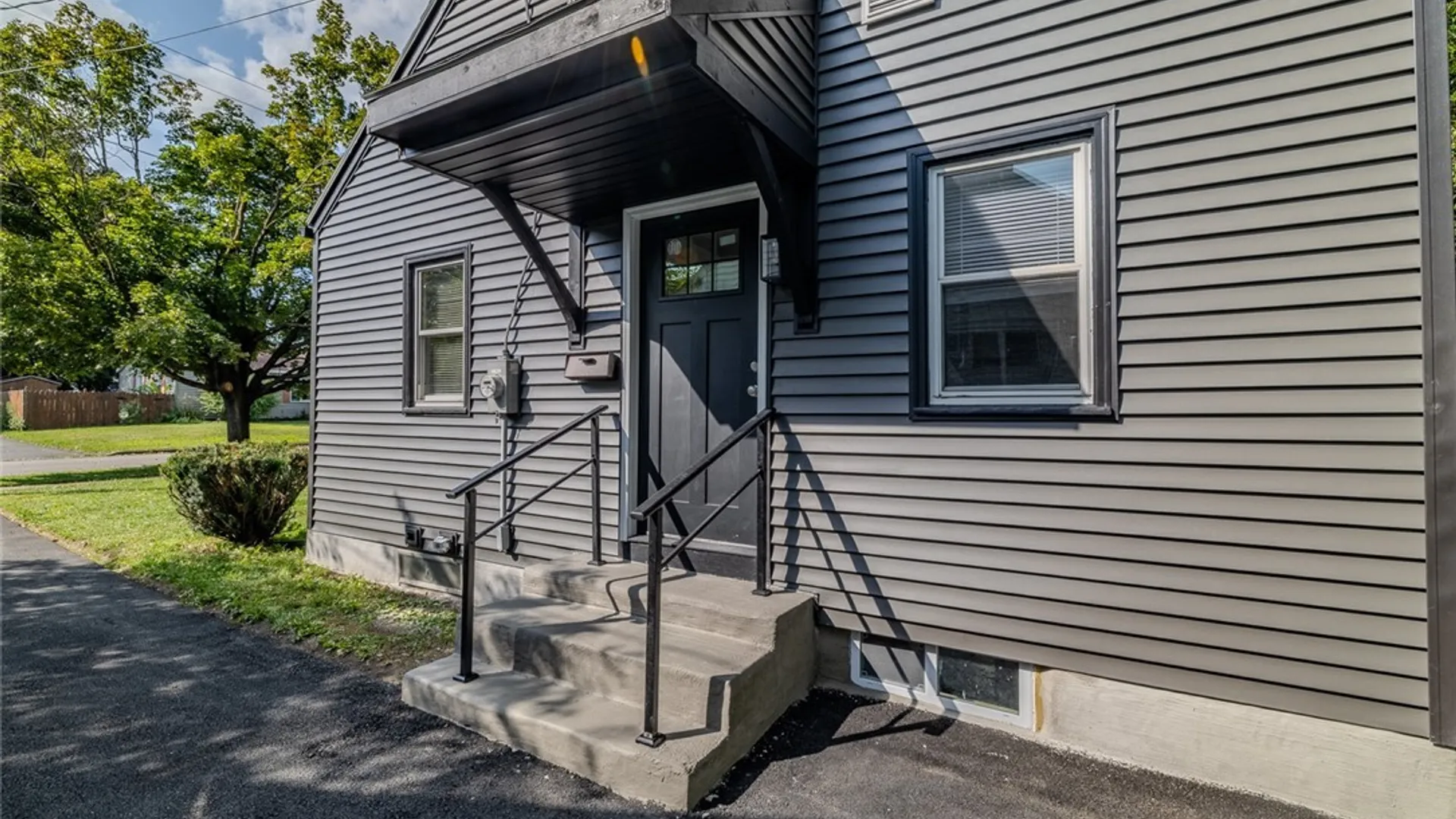 Property at 608 Grant Place, Rome, NY 13440 5