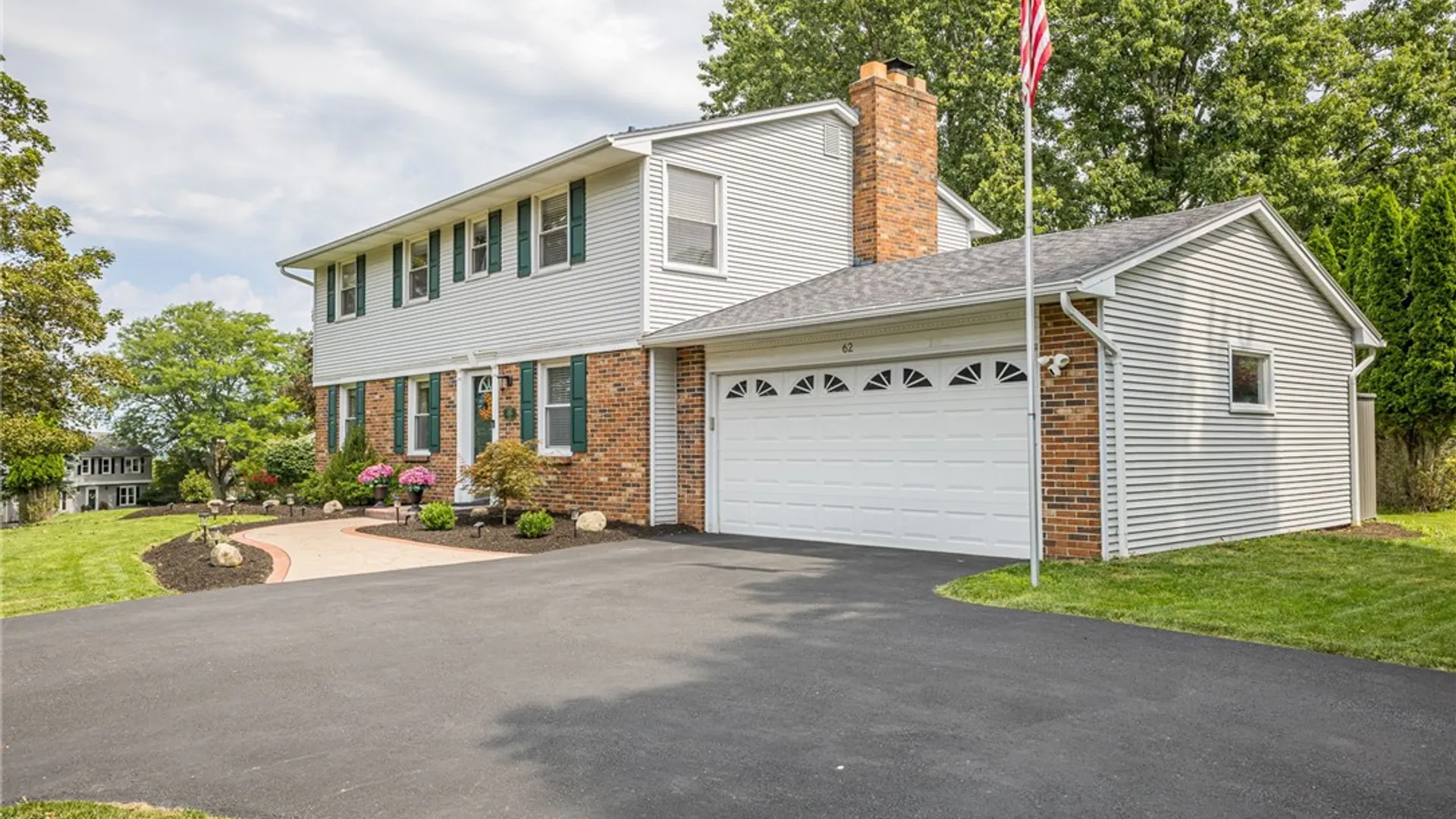 Property at 62 Selborne Chase, Perinton, NY 14450 3