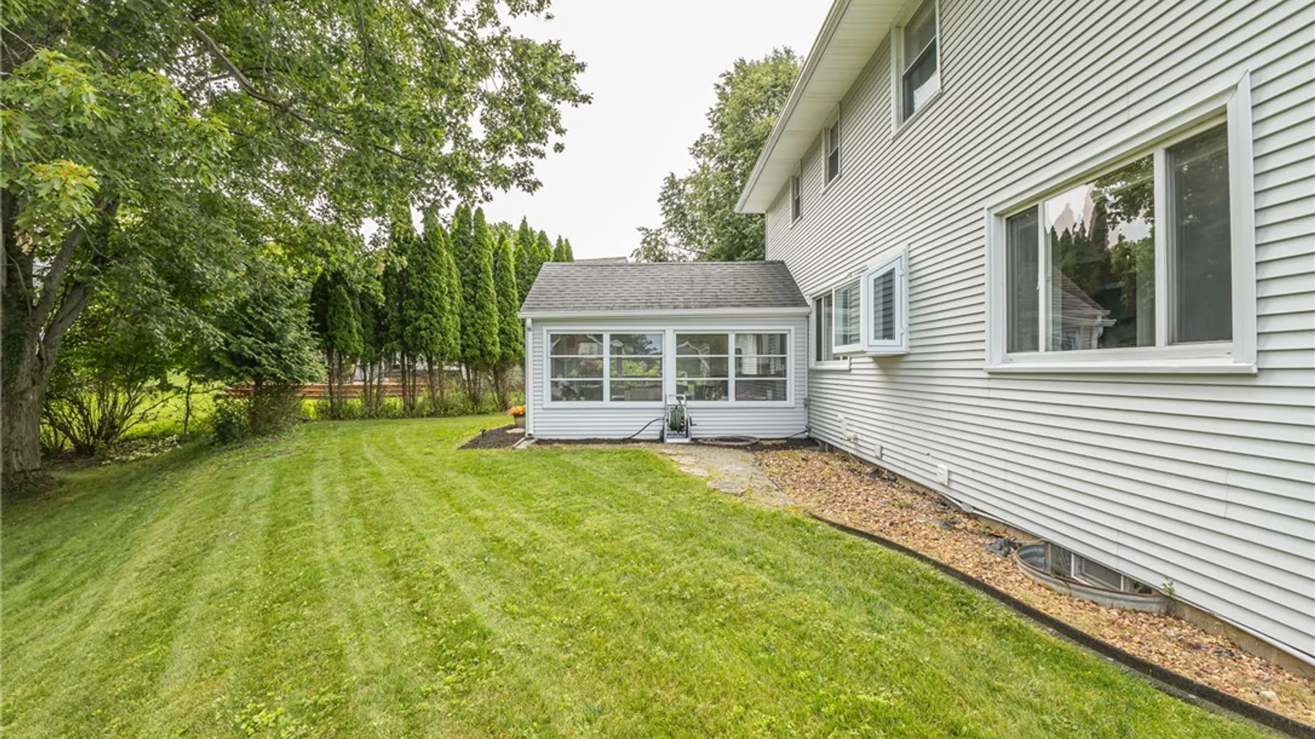 Property at 62 Selborne Chase, Perinton, NY 14450 30