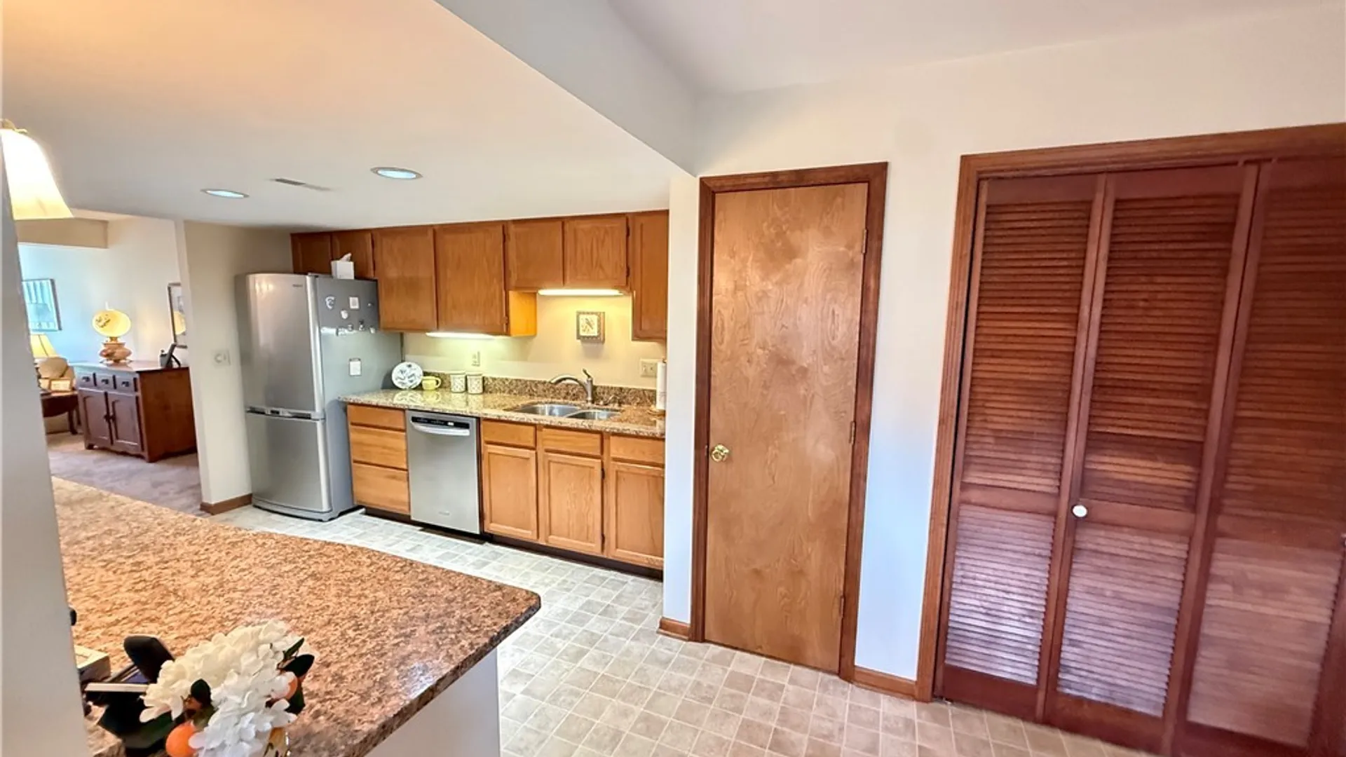 Property at 376 Summerhaven Drive, Manlius, NY 13057 13