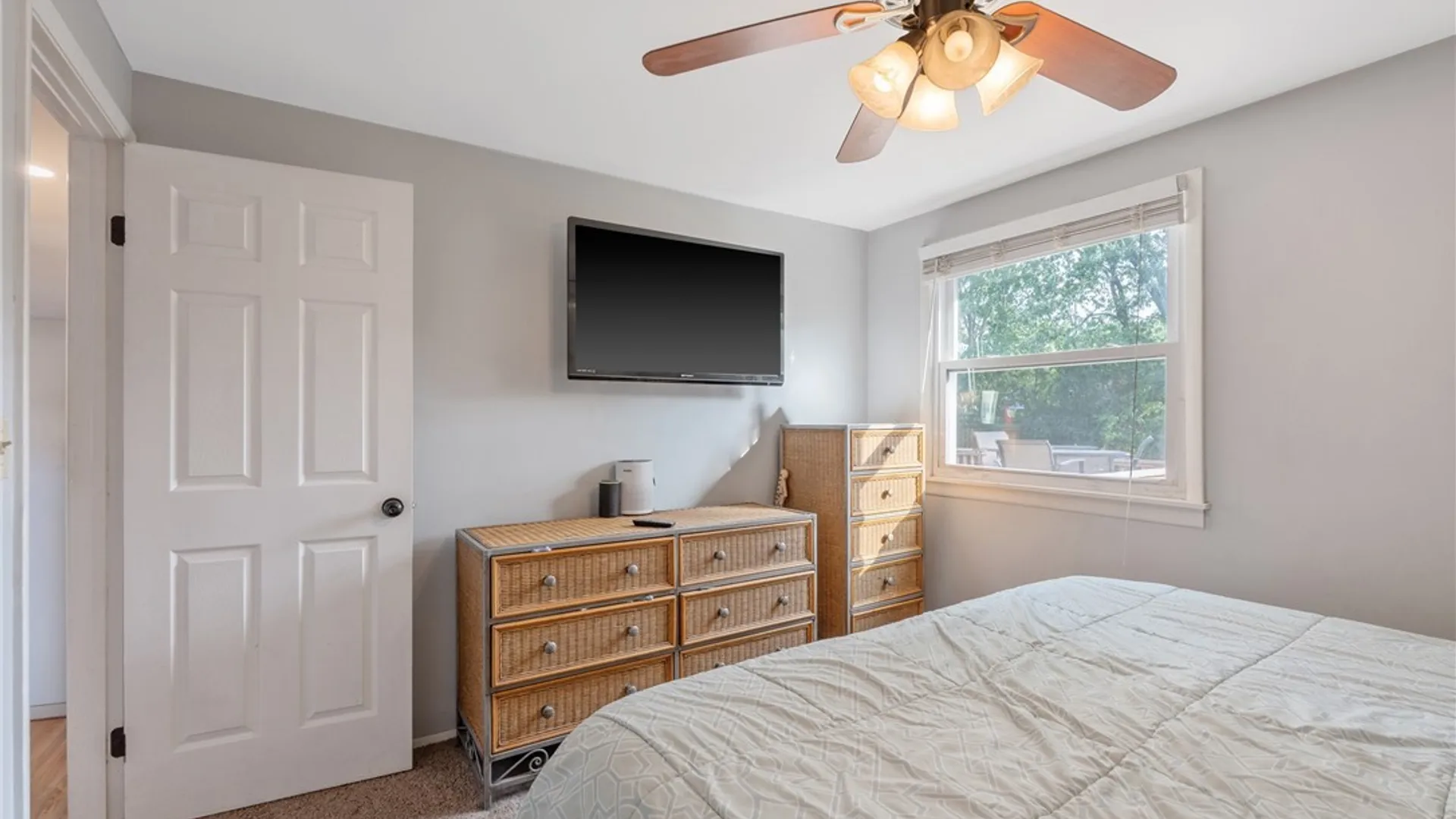 Property at 5013 Dahlia Circle, Clay, NY 13088 24
