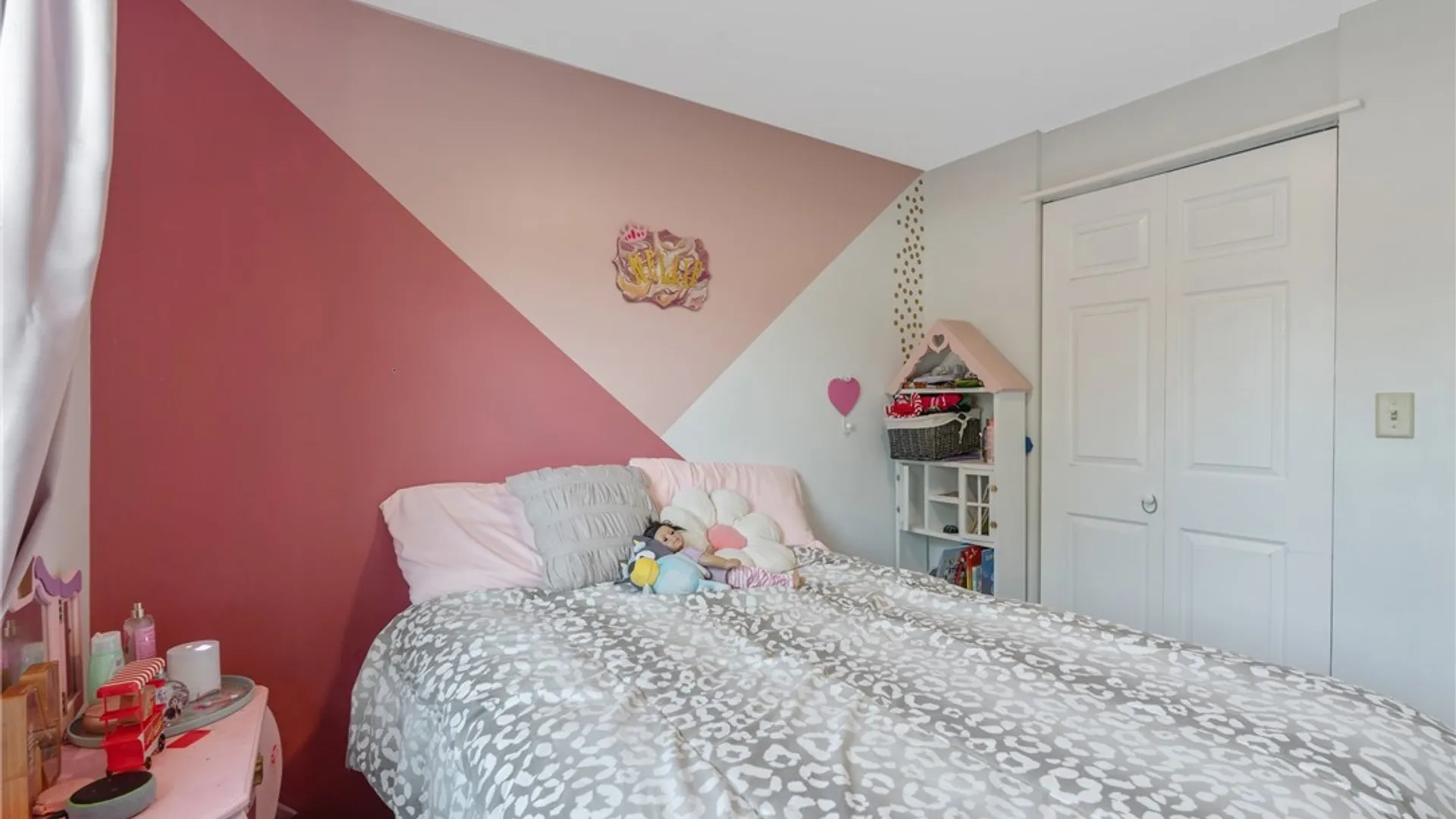 Property at 5013 Dahlia Circle, Clay, NY 13088 28
