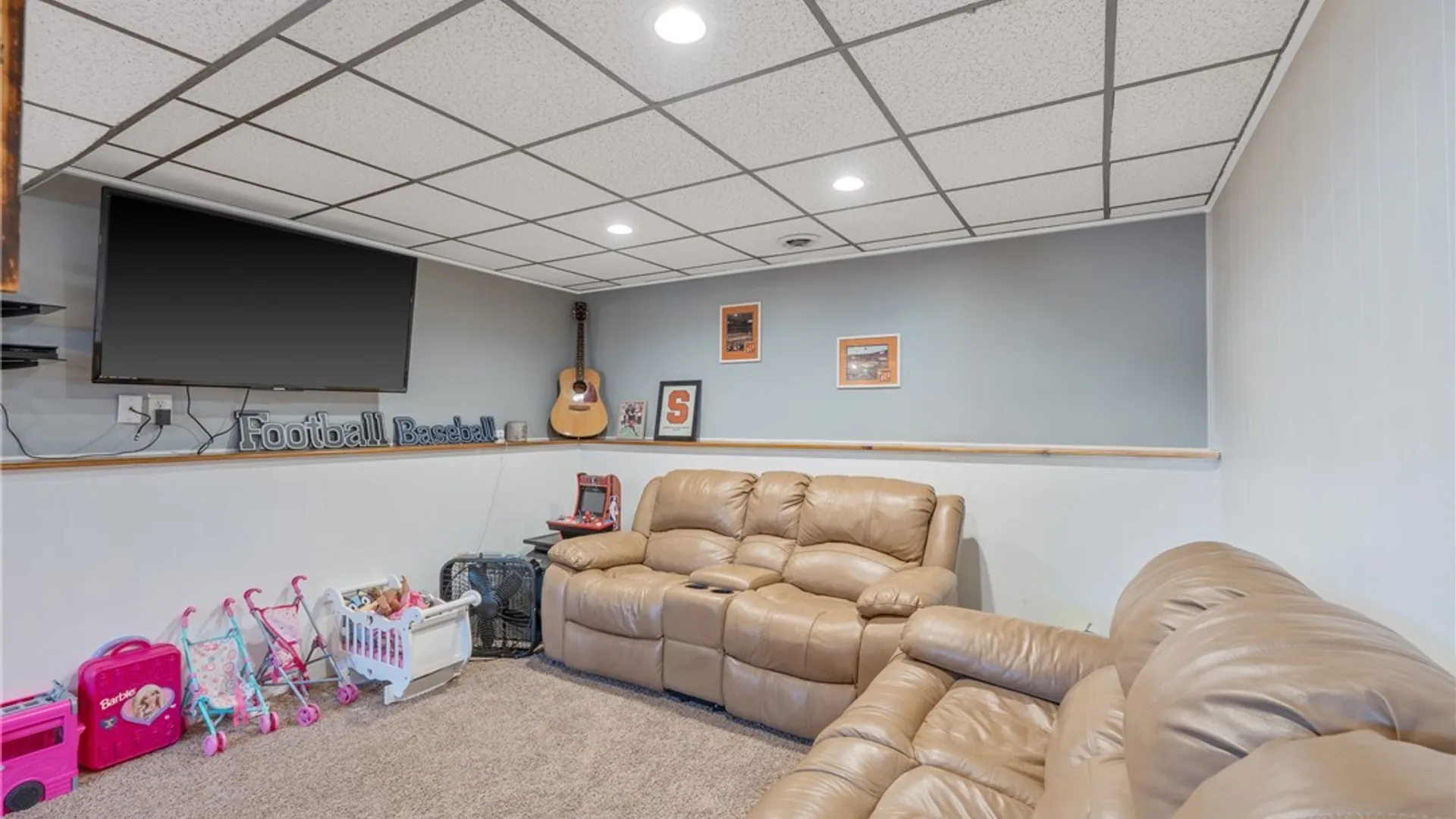 Property at 5013 Dahlia Circle, Clay, NY 13088 29