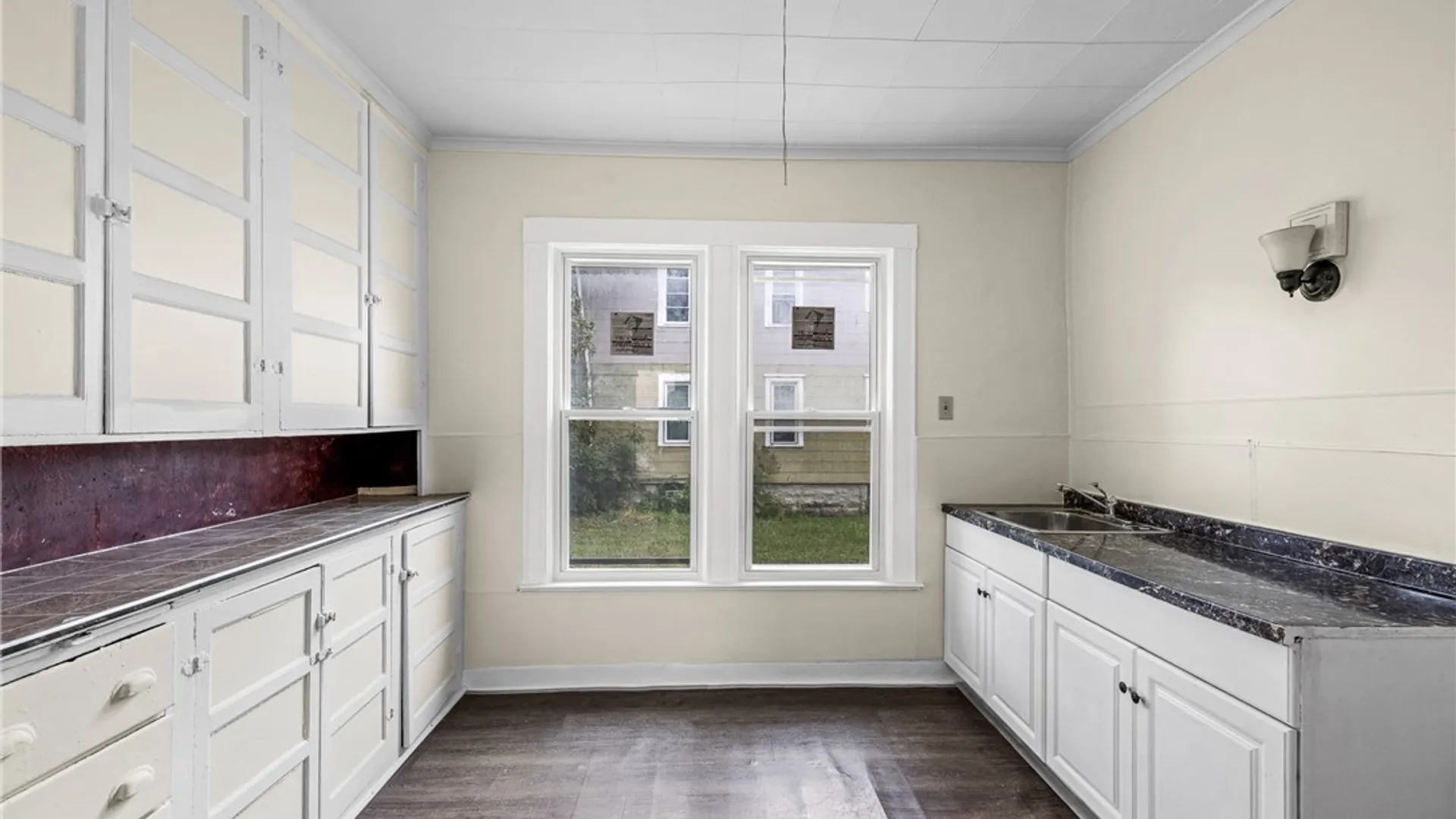 Property at 688 Riley Street, Buffalo, NY 14211 12