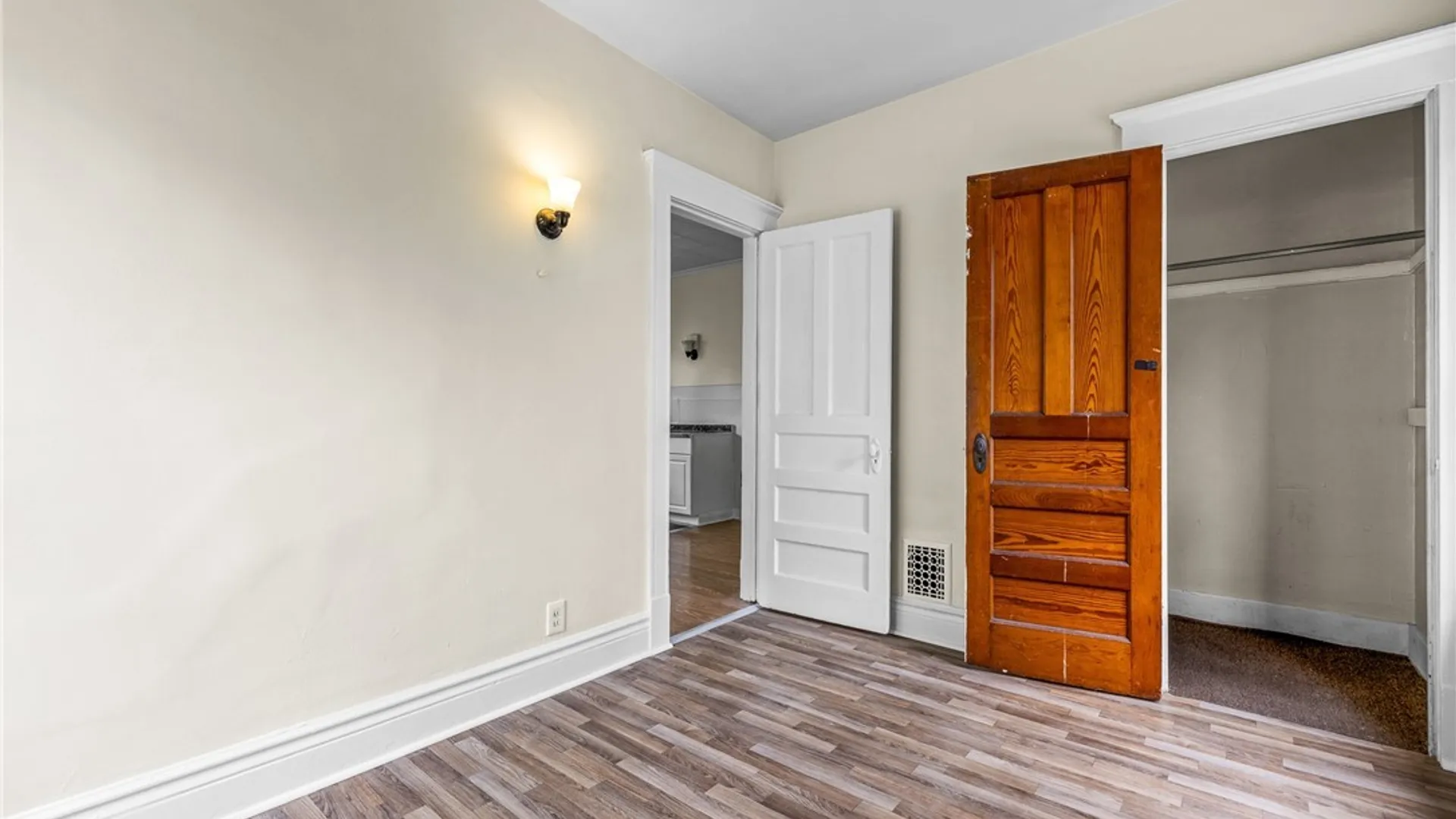 Property at 688 Riley Street, Buffalo, NY 14211 16