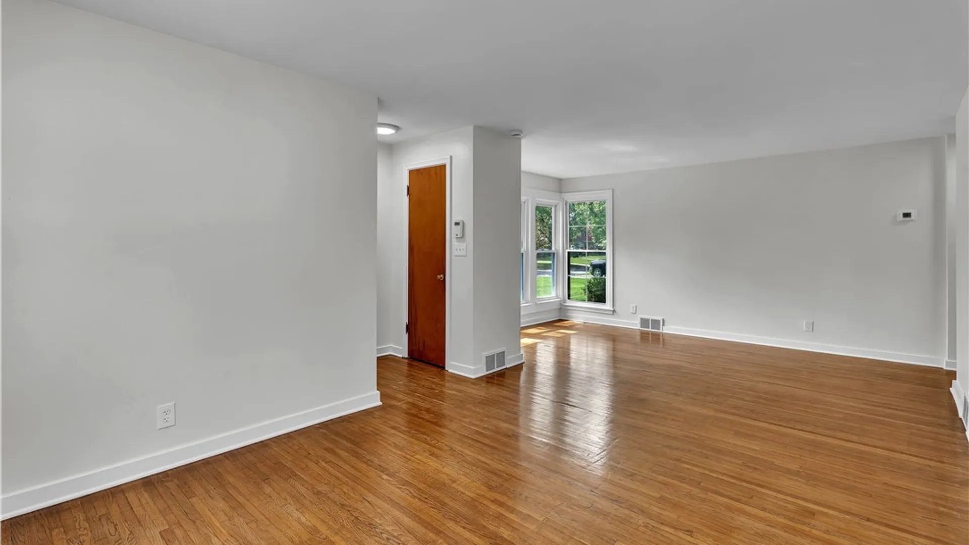 Property at 41 Jasper Drive, Amherst, NY 14226 7