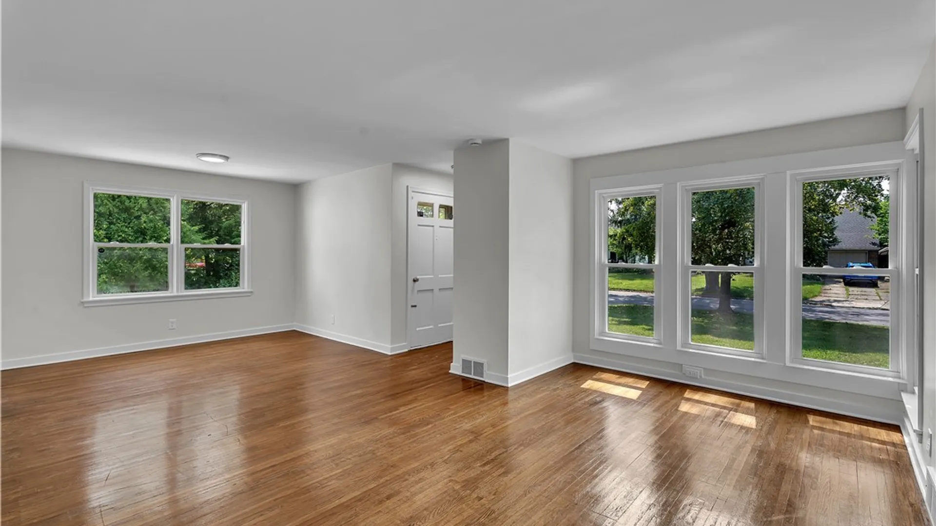 Property at 41 Jasper Drive, Amherst, NY 14226 9